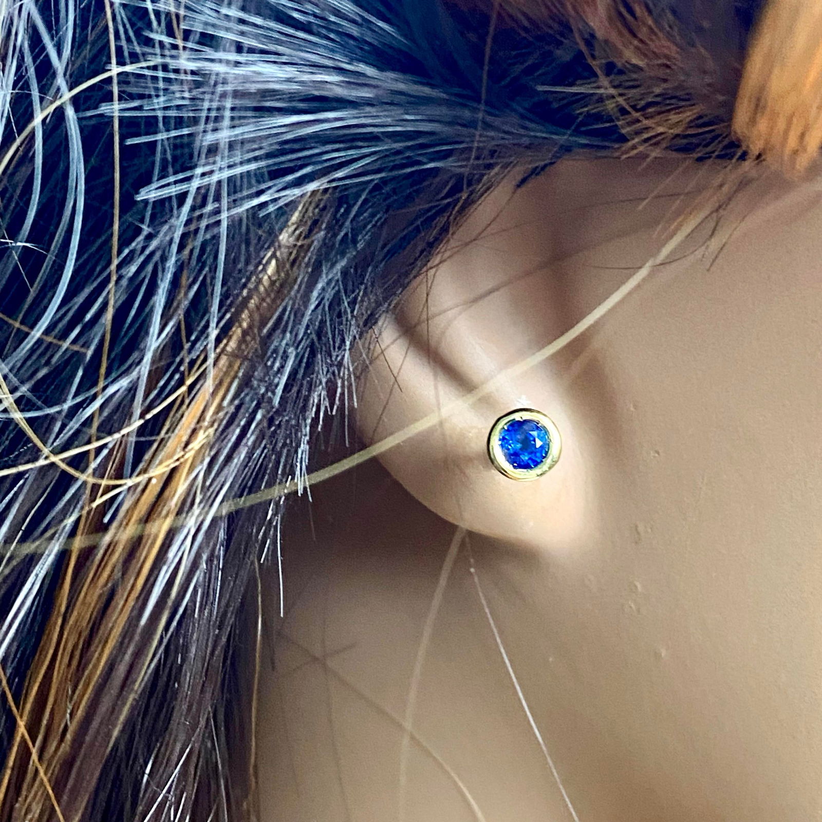 14 Karat Yellow Matched Round Sapphire 0.40 Carat 0.15 Inch Stud Earrings - 2 Pieces - 2