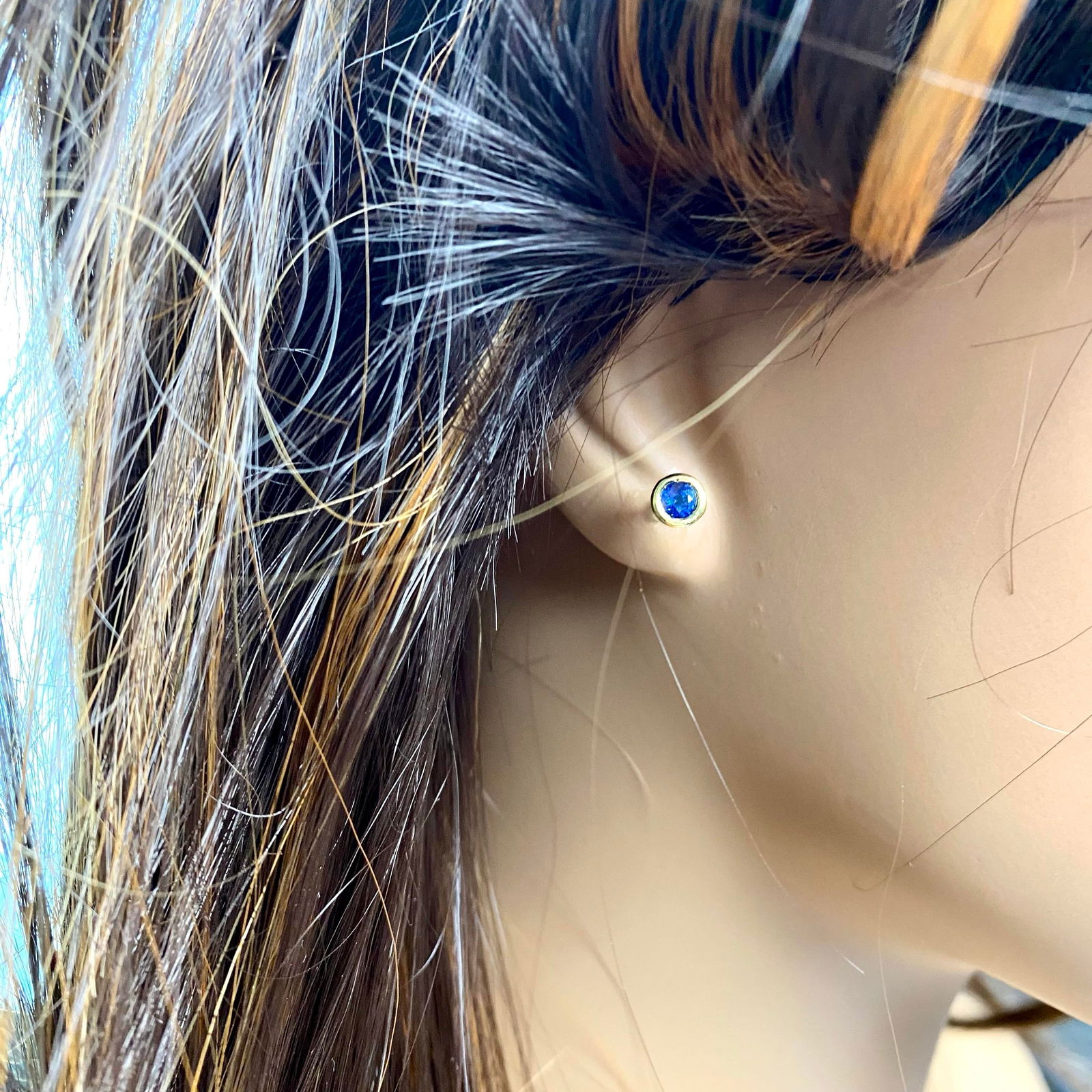 14 Karat Yellow Matched Round Sapphire 0.40 Carat 0.15 Inch Stud Earrings - 2 Pieces - 4