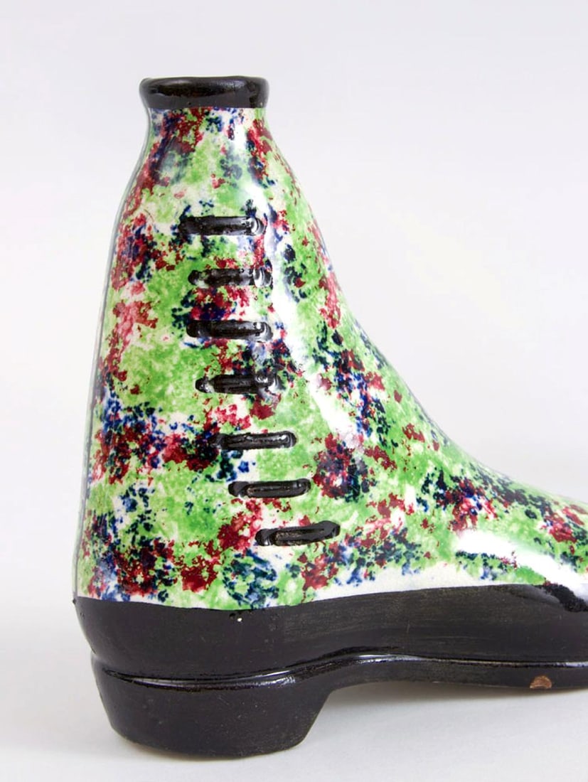 Scottish Pottery Pearlware Sponged Spirit Flasks Modelled in Form of Boots - 8