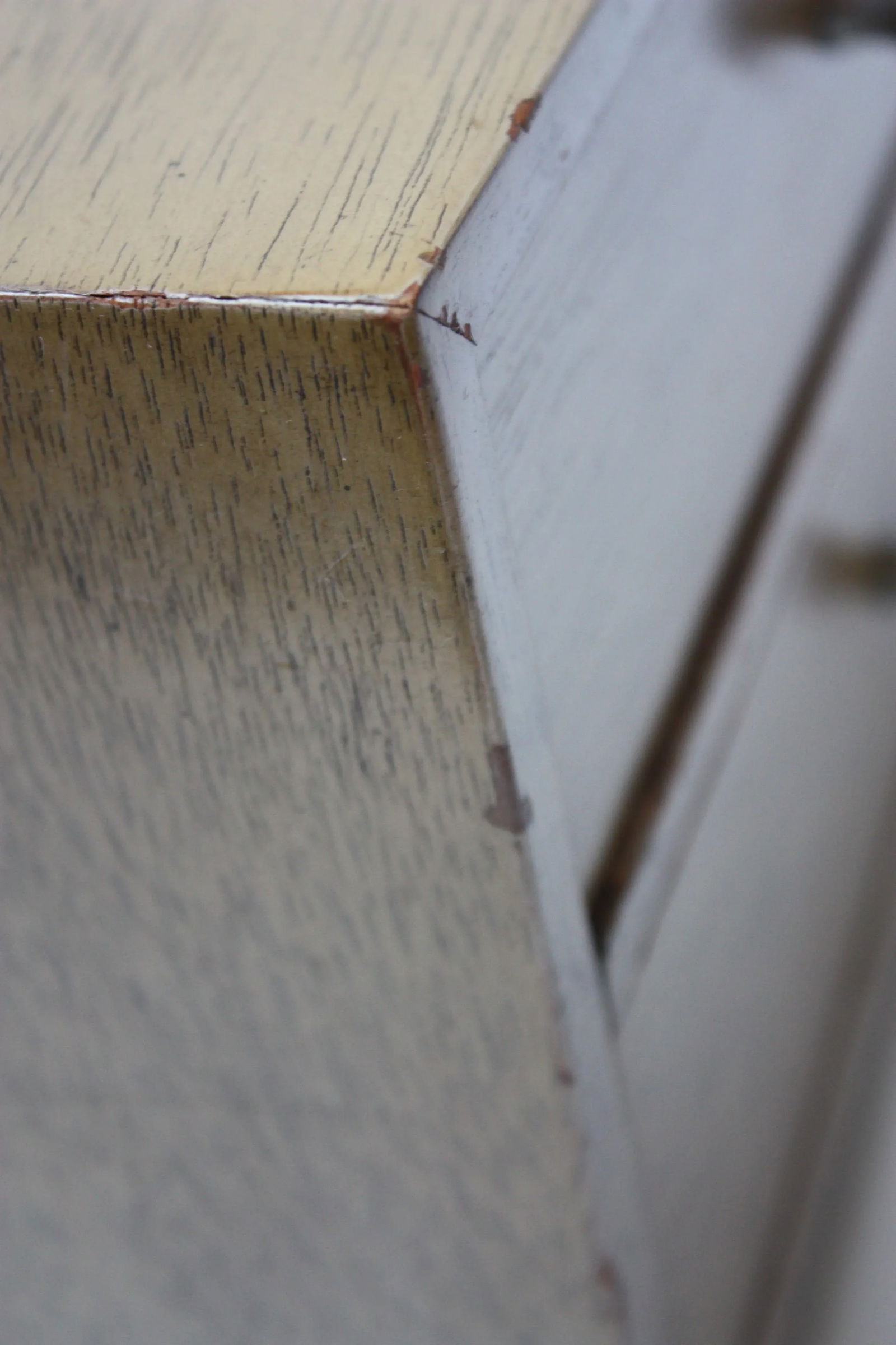 American of Martinsville Jewelry Cabinet - 8