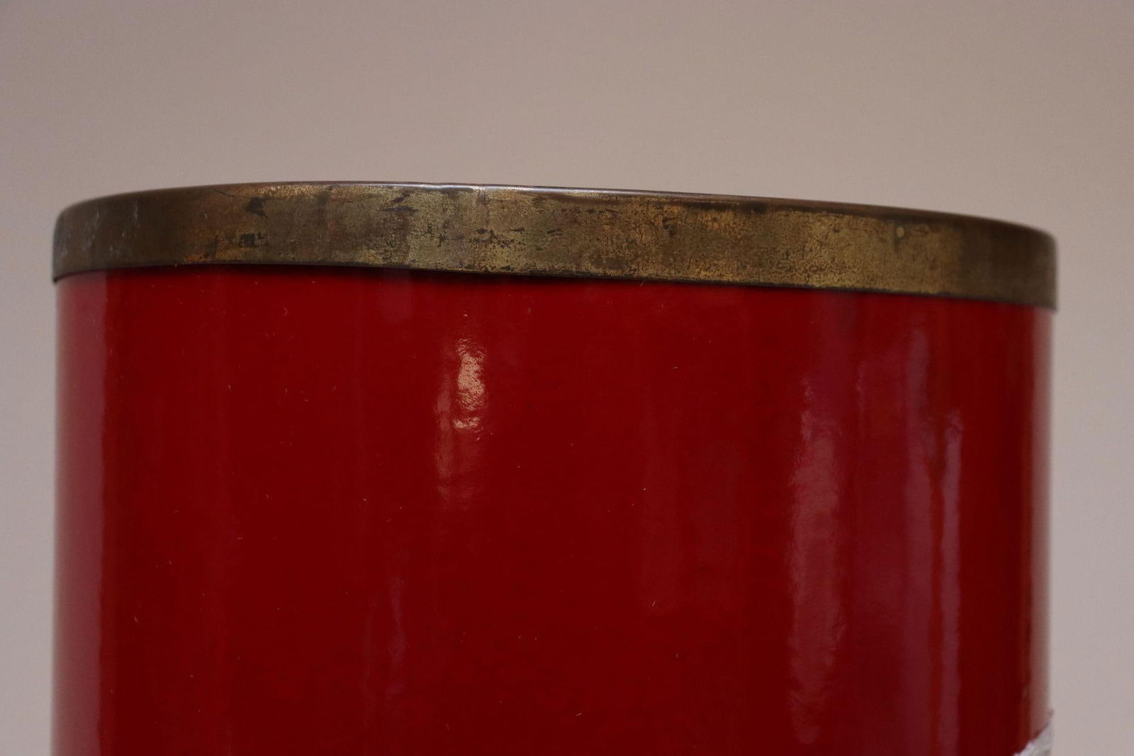 Italian Modernist "Zodiac" Red Umbrella Stand in Enamel and Brass by Siva - 6