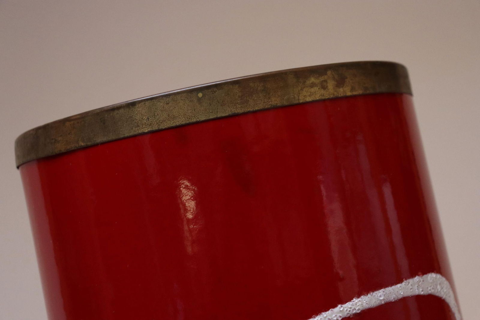 Italian Modernist "Zodiac" Red Umbrella Stand in Enamel and Brass by Siva - 7