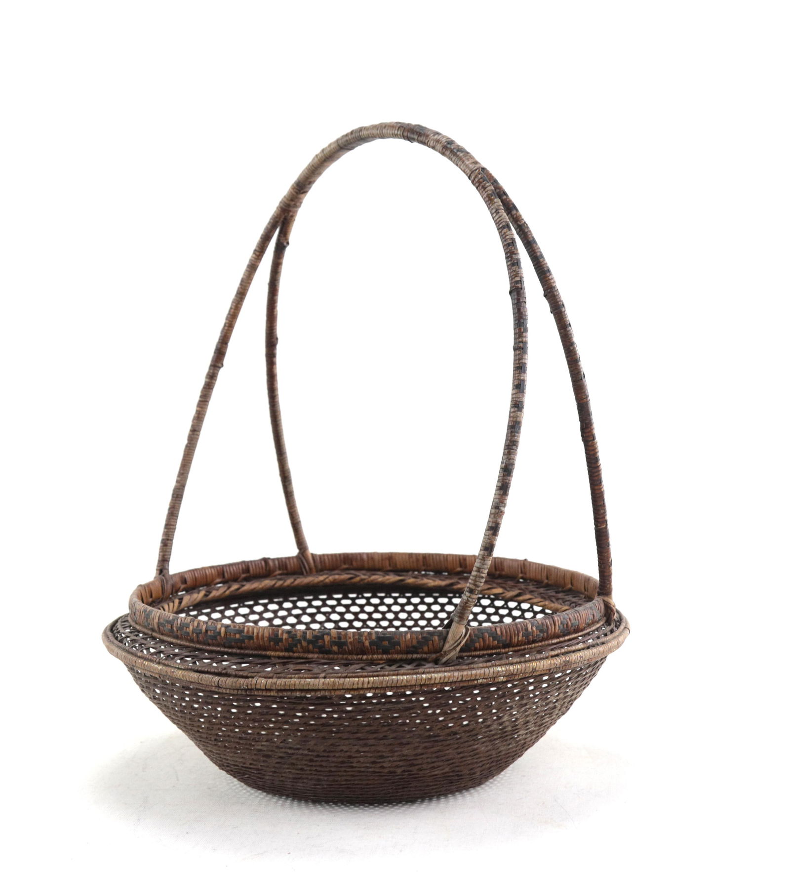 Early 19th Century Chinese Bamboo Woven Basket - 2
