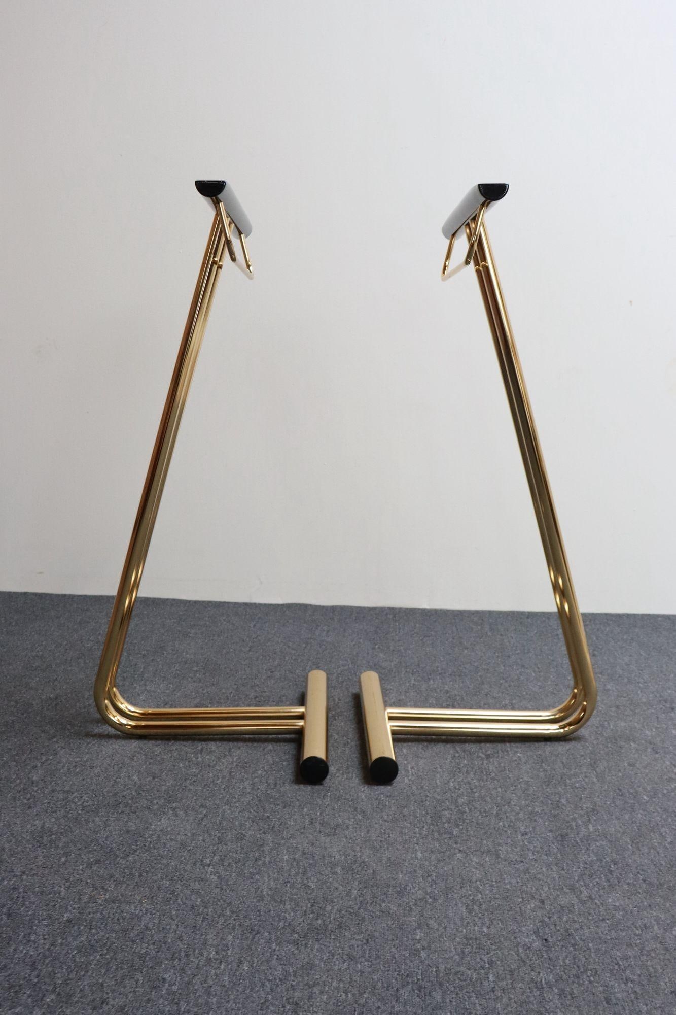 Pair of Vintage Italian Valets / Dress Boys in Polished Brass and Lacquered Wood - 3