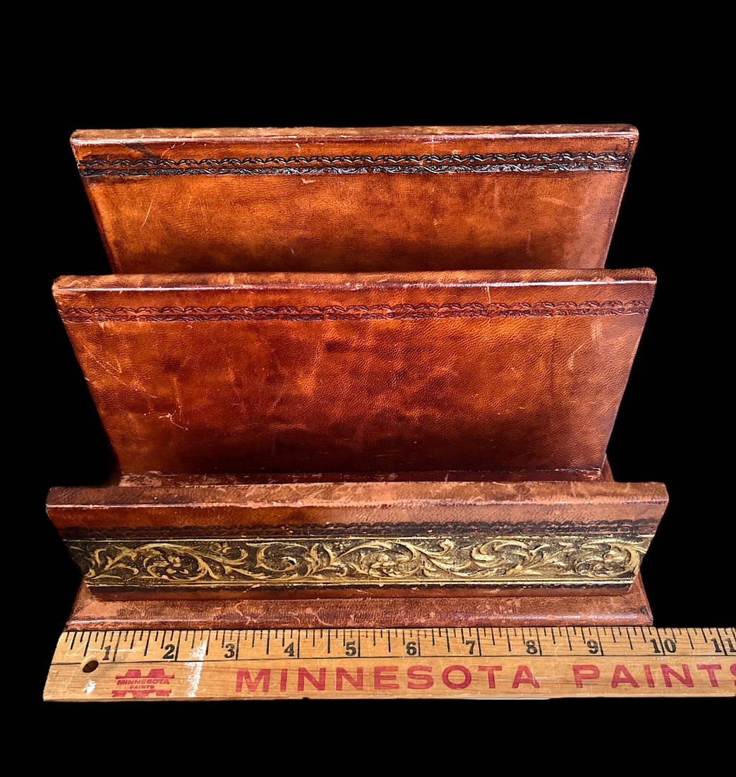 Vintage Italian Wood Wrapped Leather Letter & Document Holder With Embossed Gold Detailing - 8