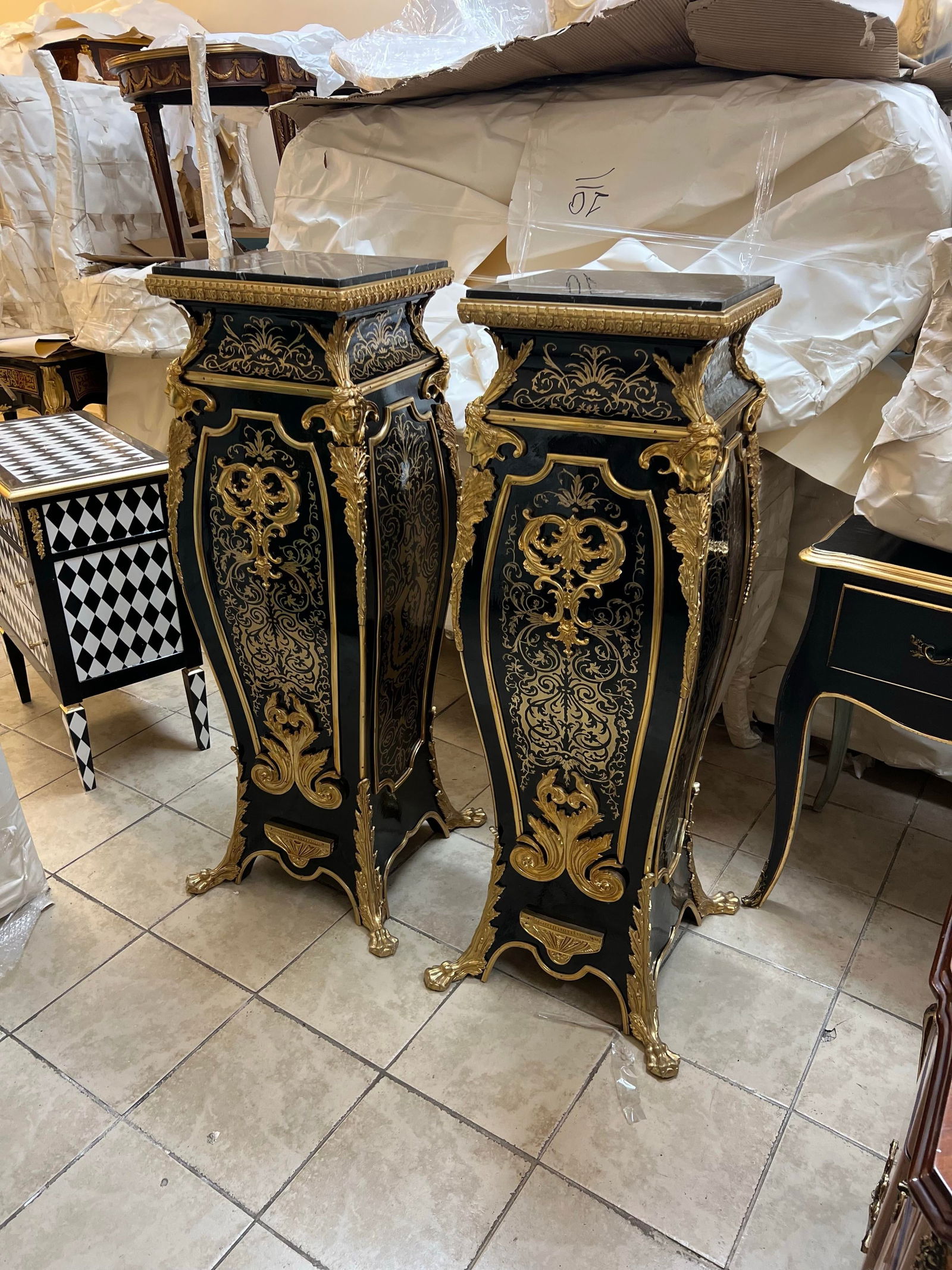 Pair of 1960s Louis XV Boulle Pedestal Table Stands French Inlay Black Italian Marble Top - 3