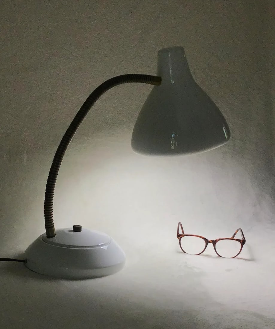 1950s Mid-Century Industrial White Metal Desk Lamp - 4