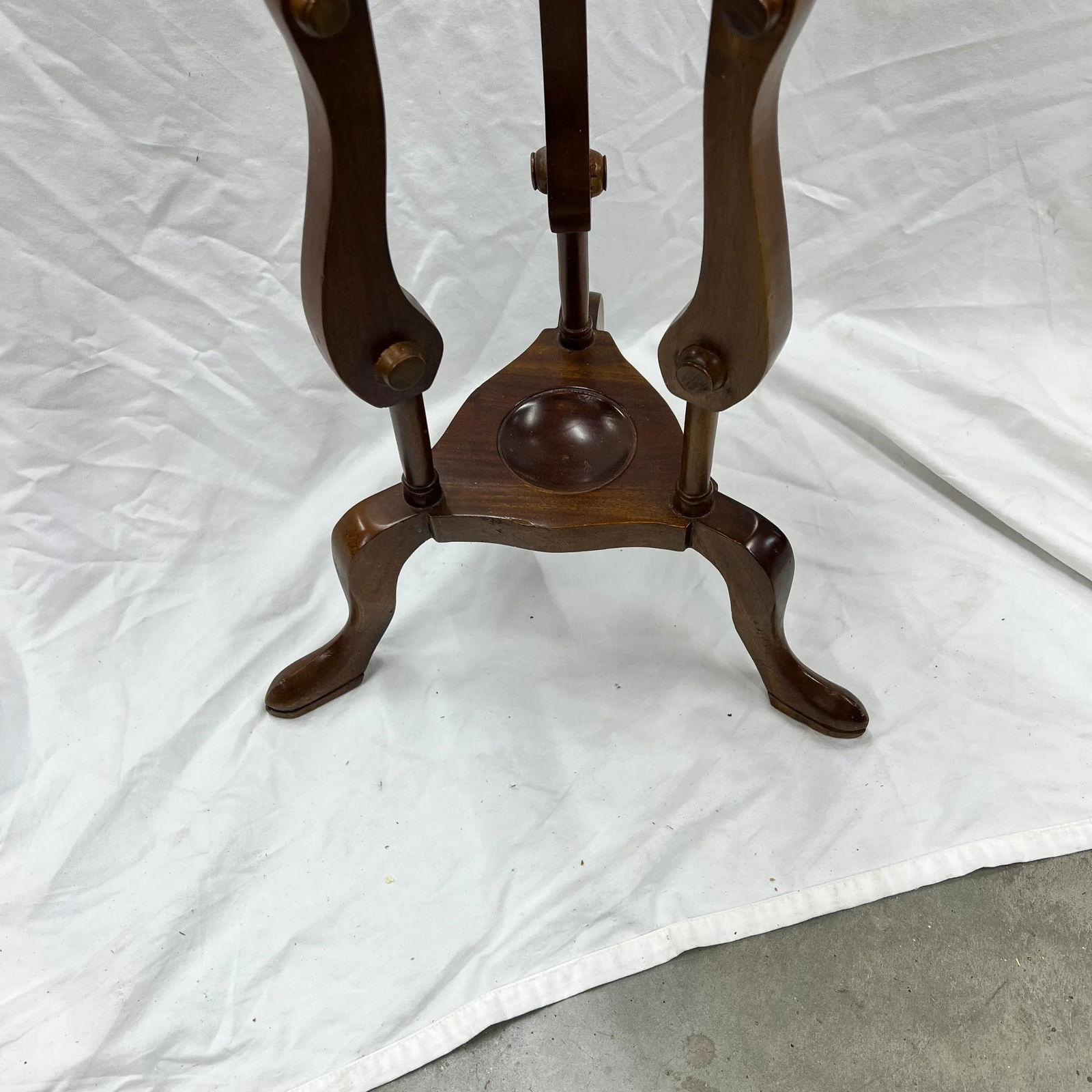 Vintage Barley Twist Mahogany Wig, Pedestal, Plant Stand - 4