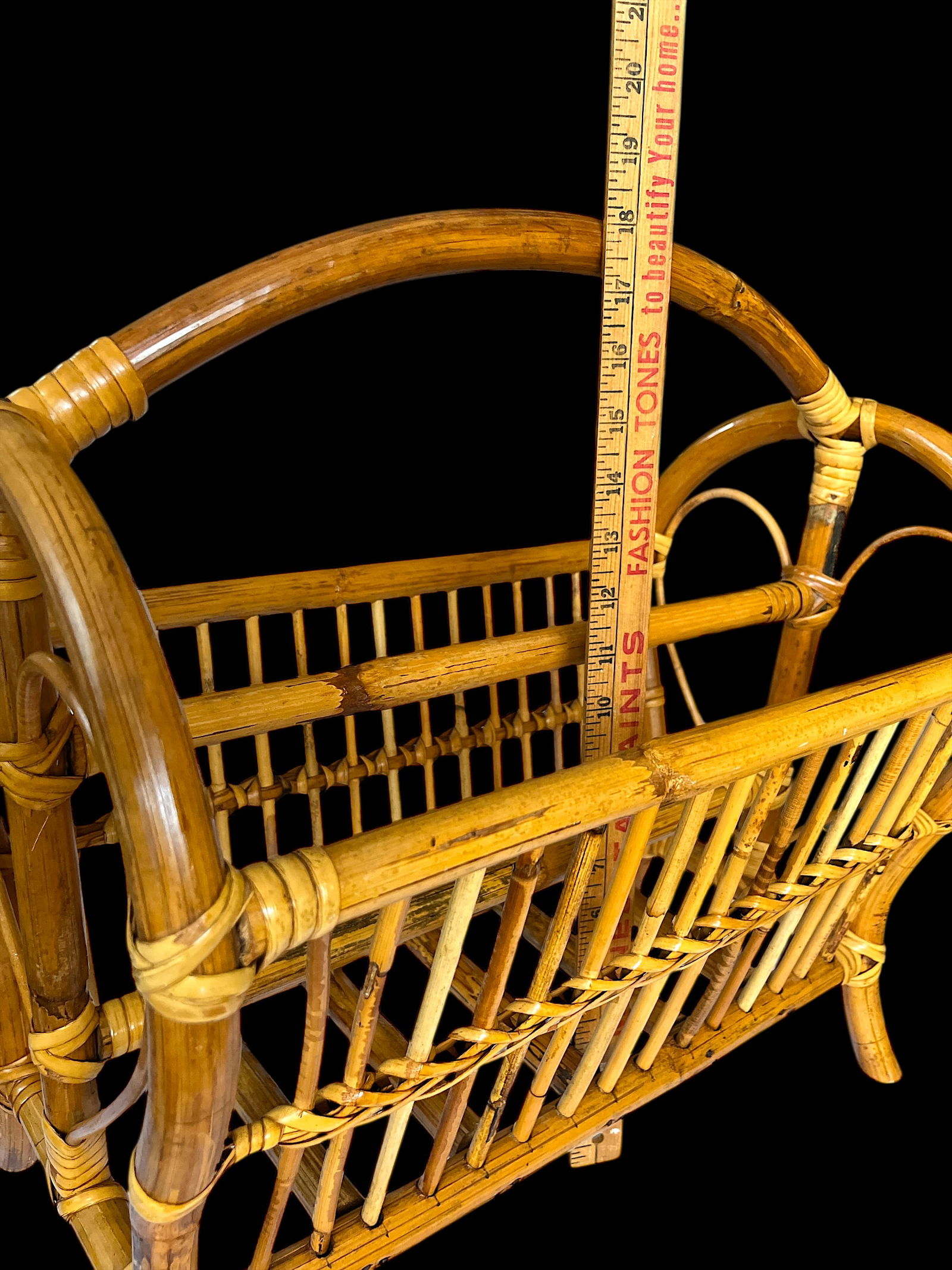 1970s Large Mid-Century Bamboo Bentwood Rattan and Leather Magazine Rack - 7