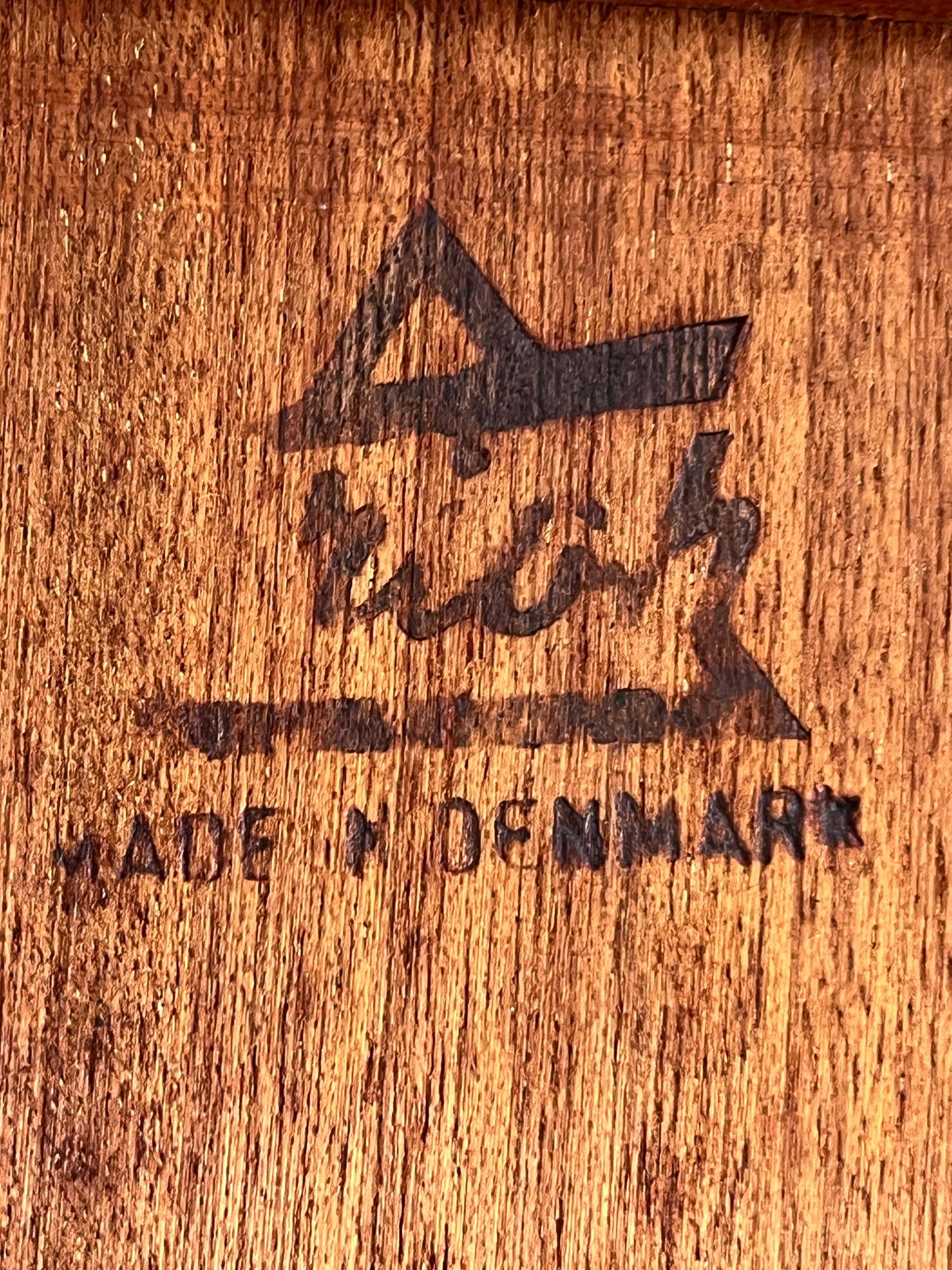 1960s Mid Century Modern Trioh Danish Modern Teak Table With Makers Mark. - 11