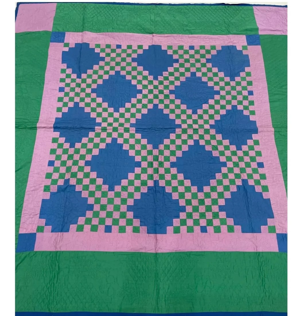 1940s Vintage American Triple Irish Chain Quilt - 2