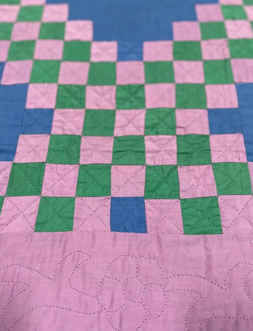 1940s Vintage American Triple Irish Chain Quilt - 3