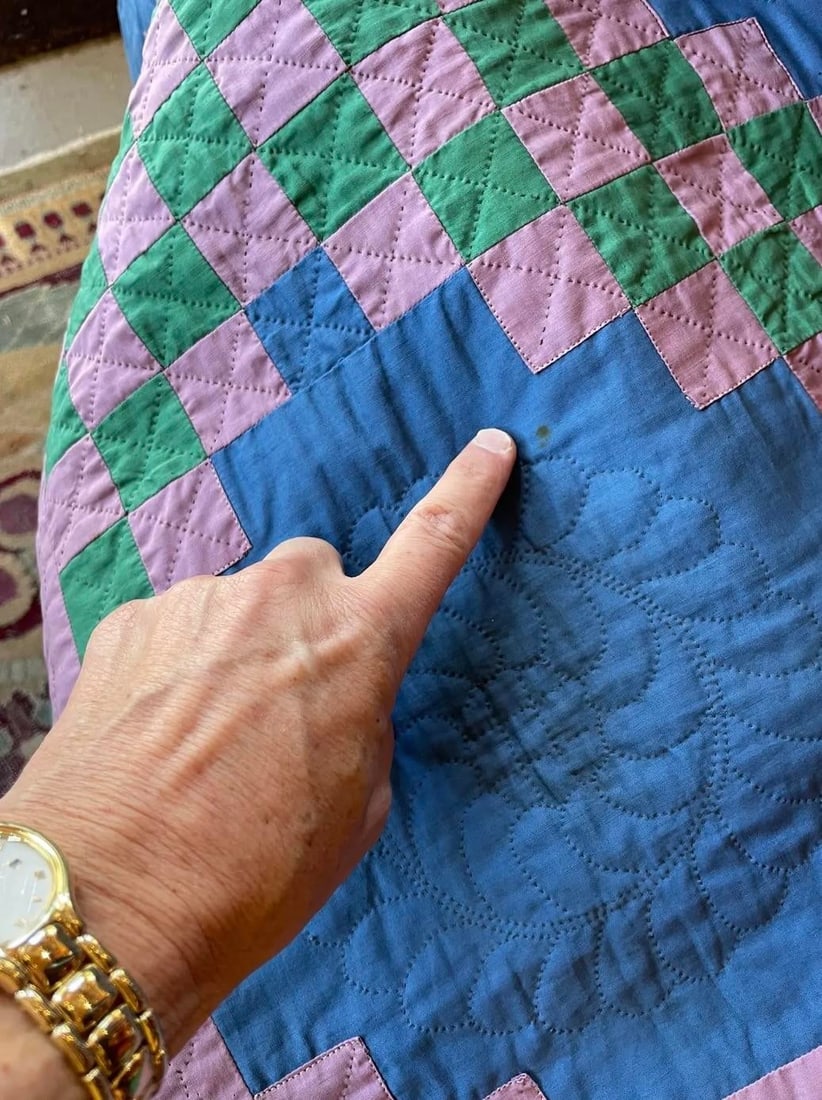 1940s Vintage American Triple Irish Chain Quilt - 7