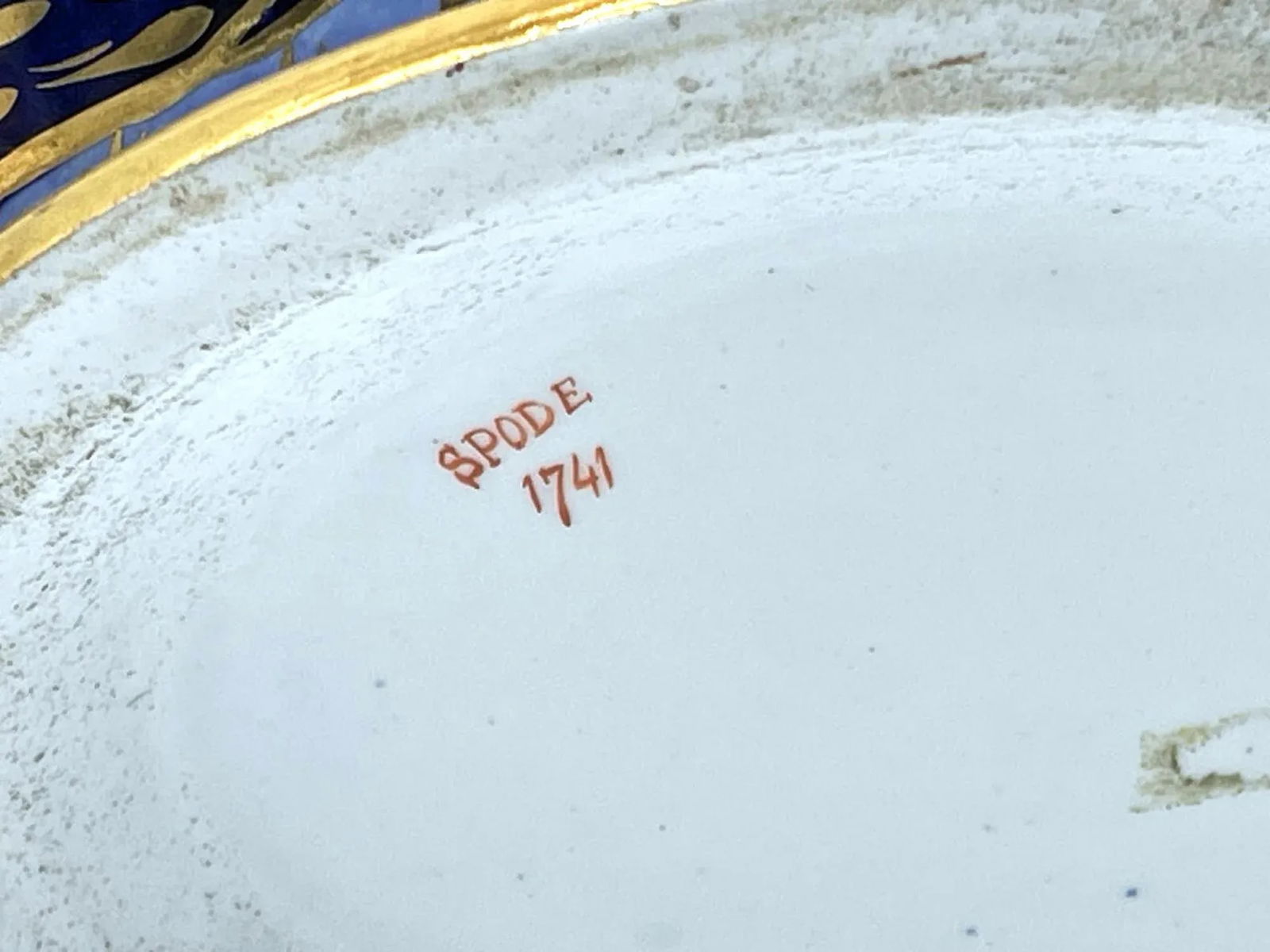 Exotic Grandeur: Spode Bone China Soup Tureen in "Rock & Tree" Imari Pattern (Pattern 1741) - 7