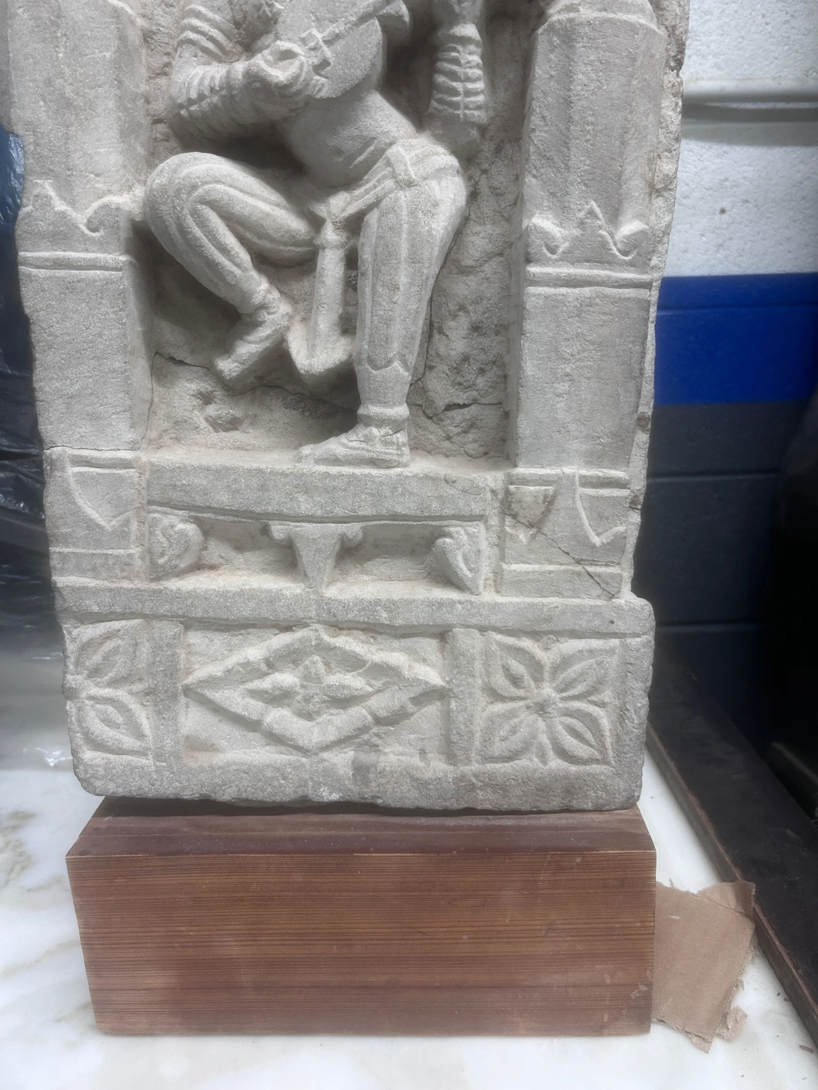 Late 19th Century Indian Tall Carved Sandstone Dancing Hindu Goddess Musician Relief Stele - 11