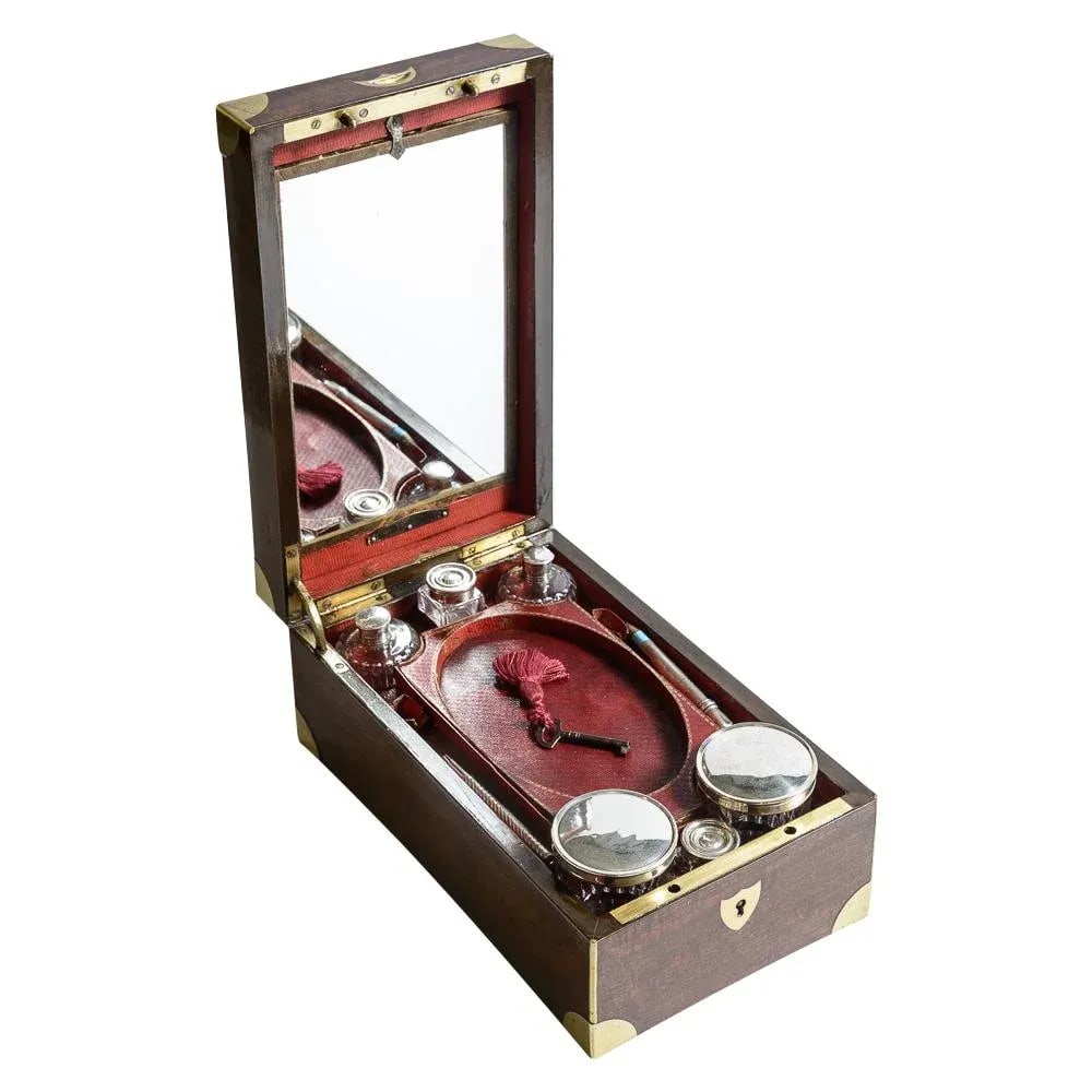 Military Officer's Fitted Campaign Box - 8