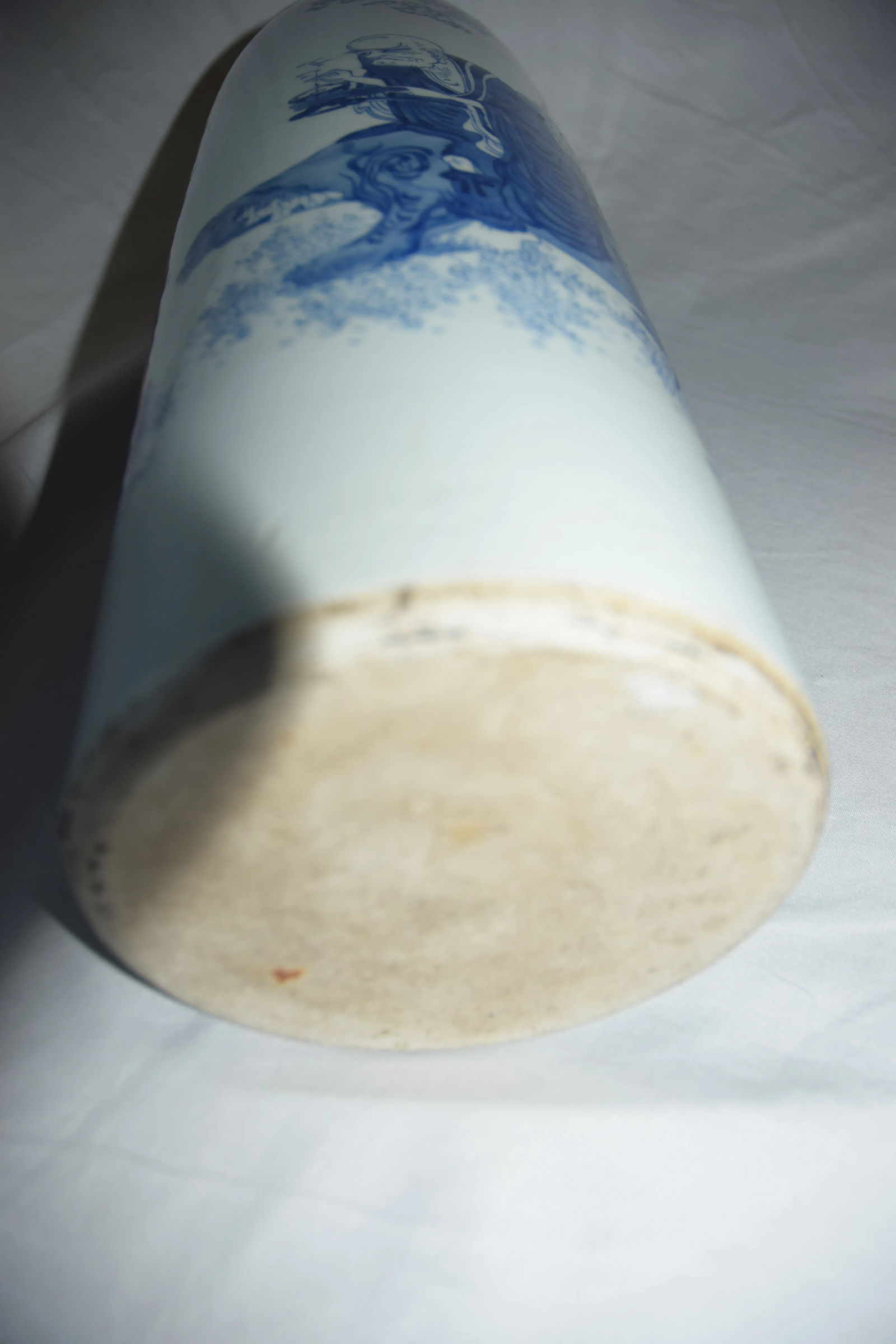 19th Century Chinese Blue and White Porcelain Vase - 5