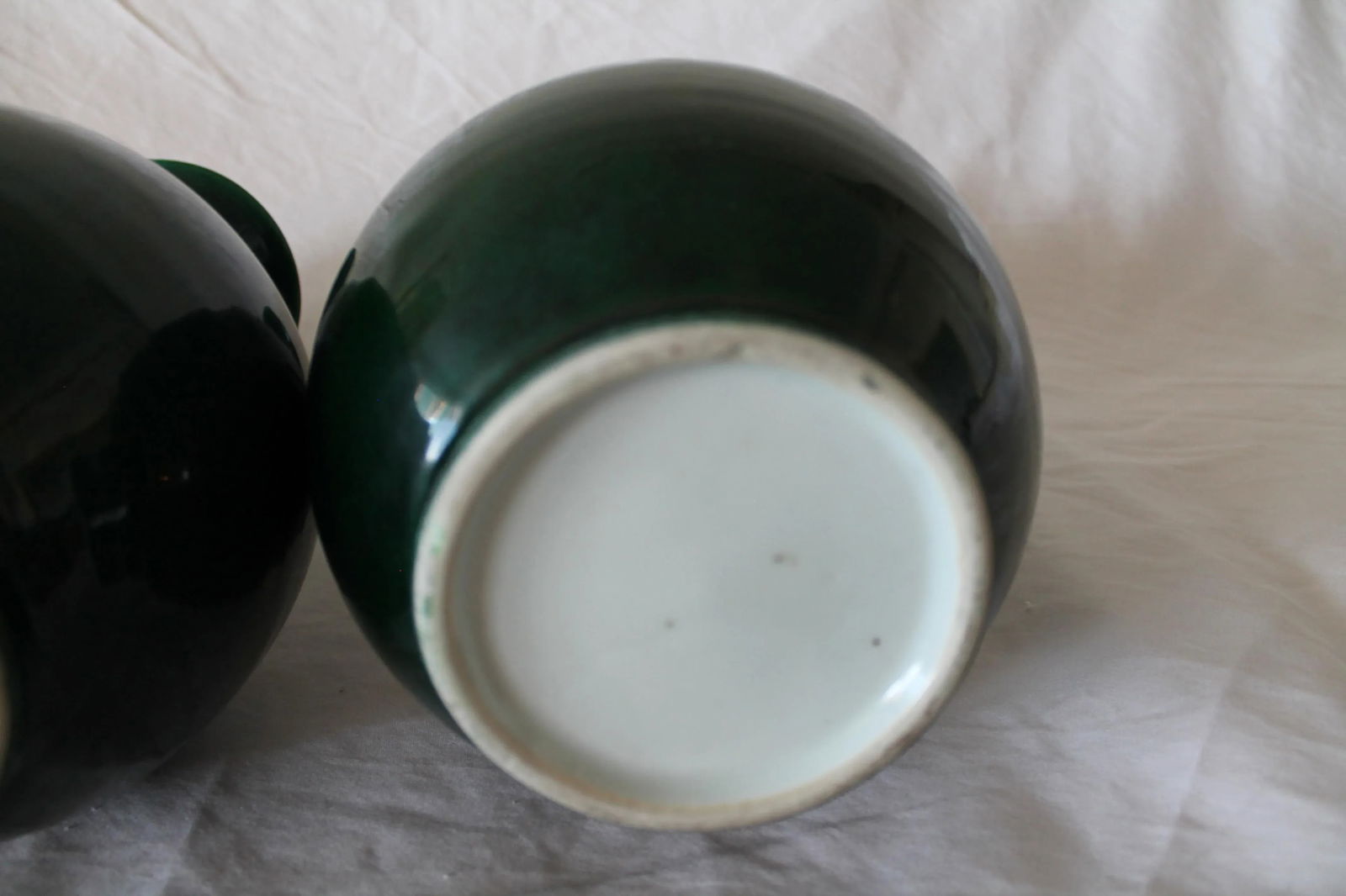 Pair of 19th Century Chinese Green Porcelain Vases - 5