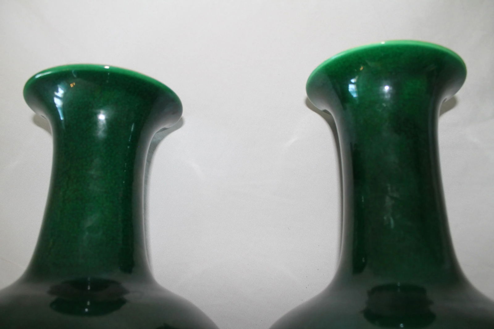 Pair of 19th Century Chinese Green Porcelain Vases - 6