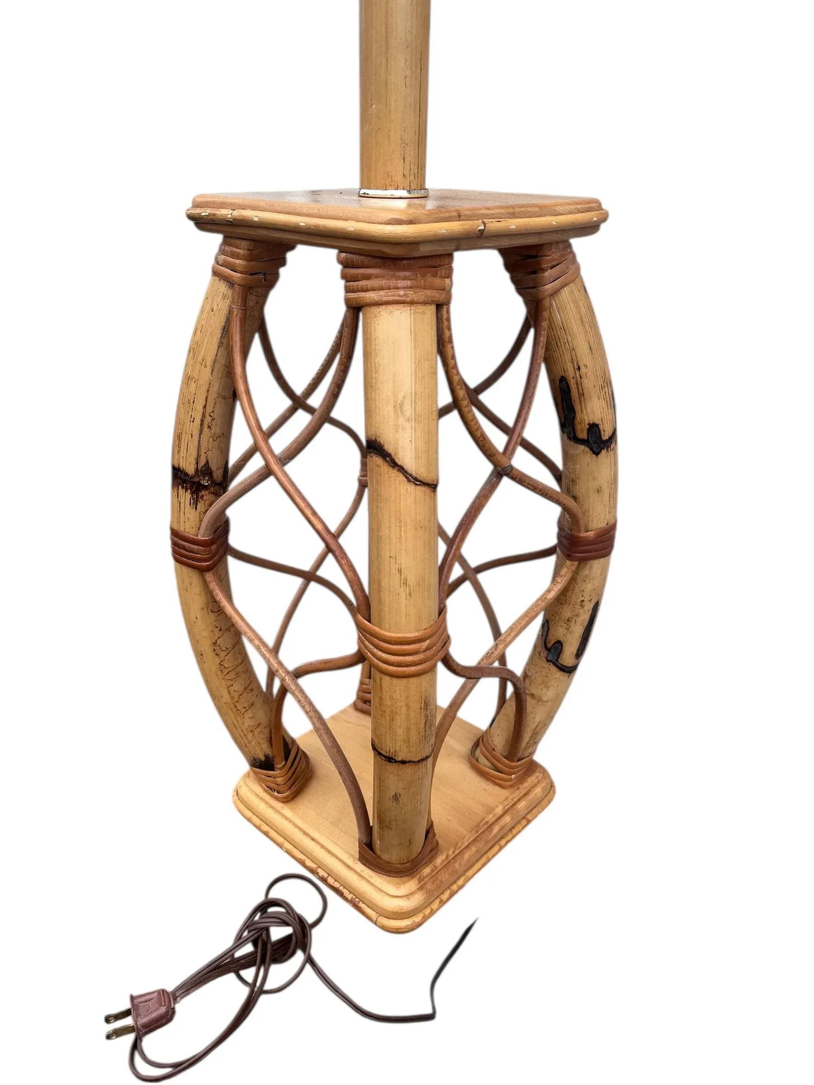Vintage Mid Century Modern Rattan Bentwood Table Lamp - 2
