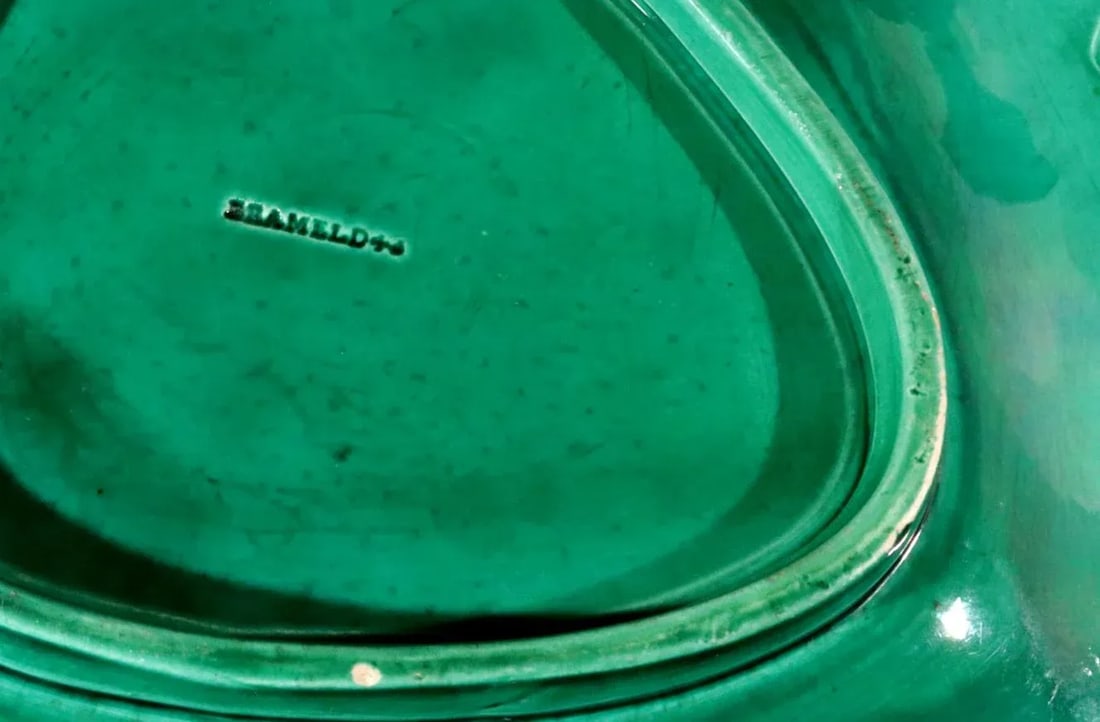 English Pottery Greenware Leaf Dishes, Brameld- A Pair - 7