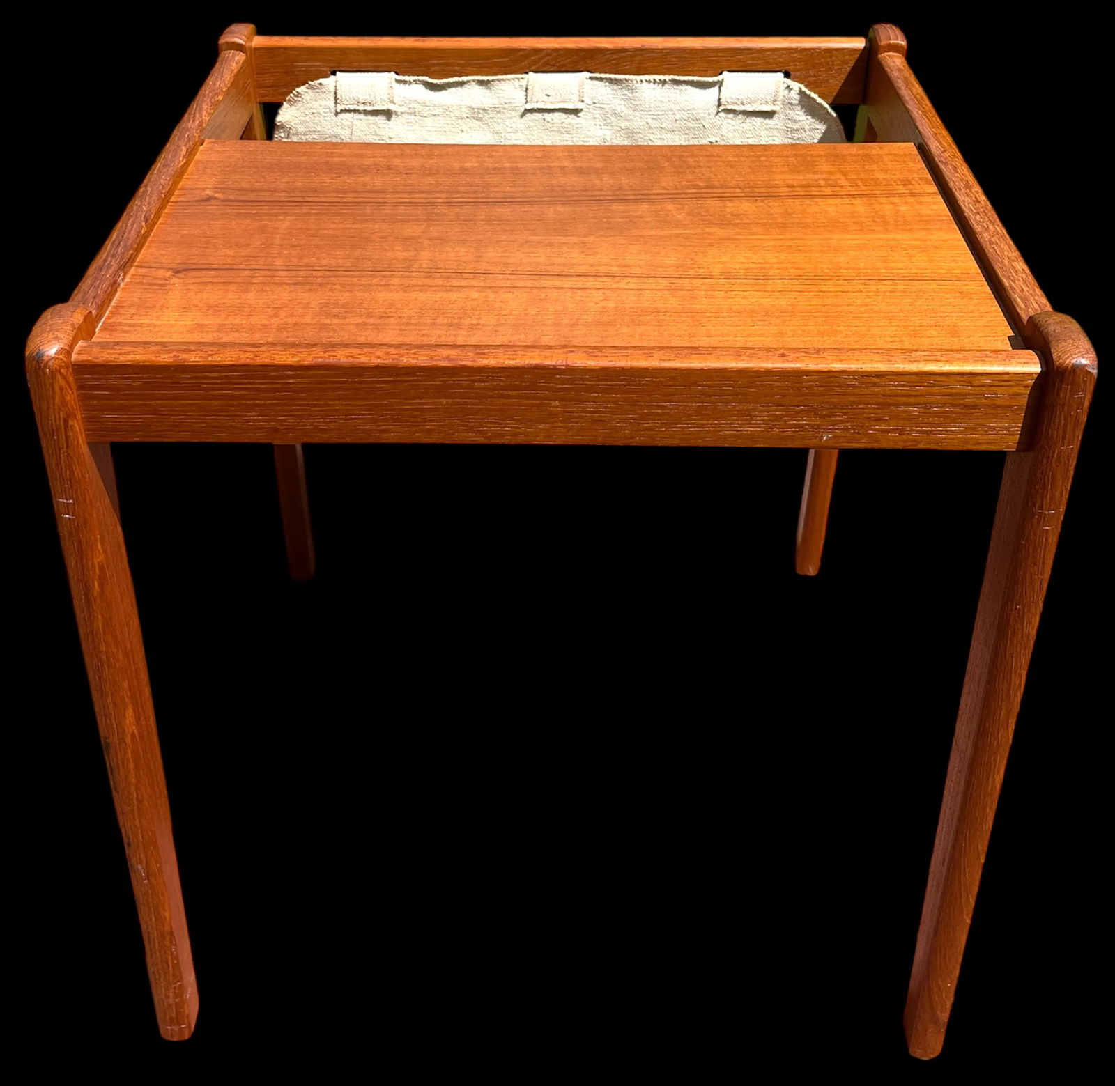 1970s Mid Century Danish Modern Side Table With Magazine Rack by BRDR Furbo of Denmark - 3