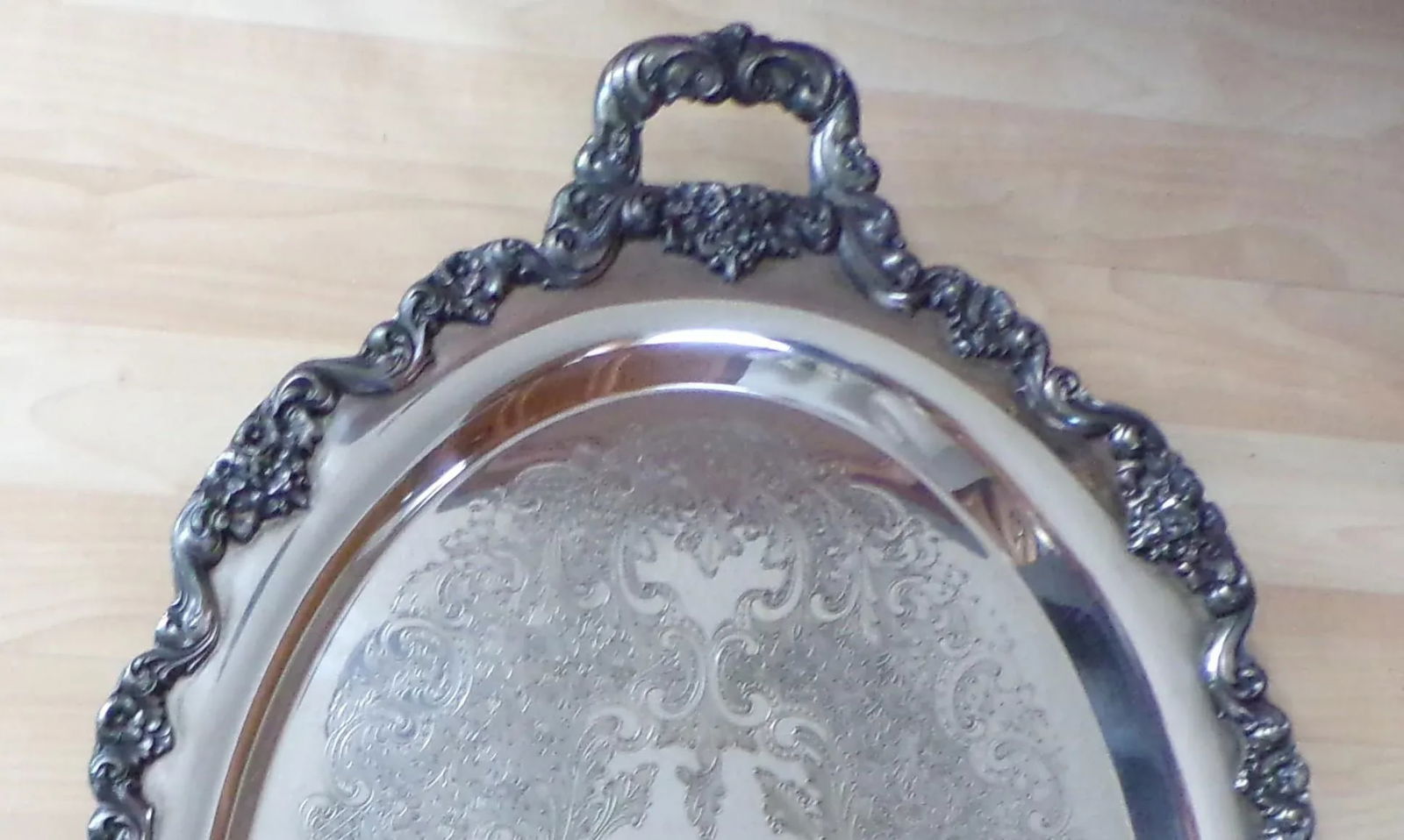 Mid 20th Century Four-Footed Silver Plated Oval Tray with Handles by Poole - 9