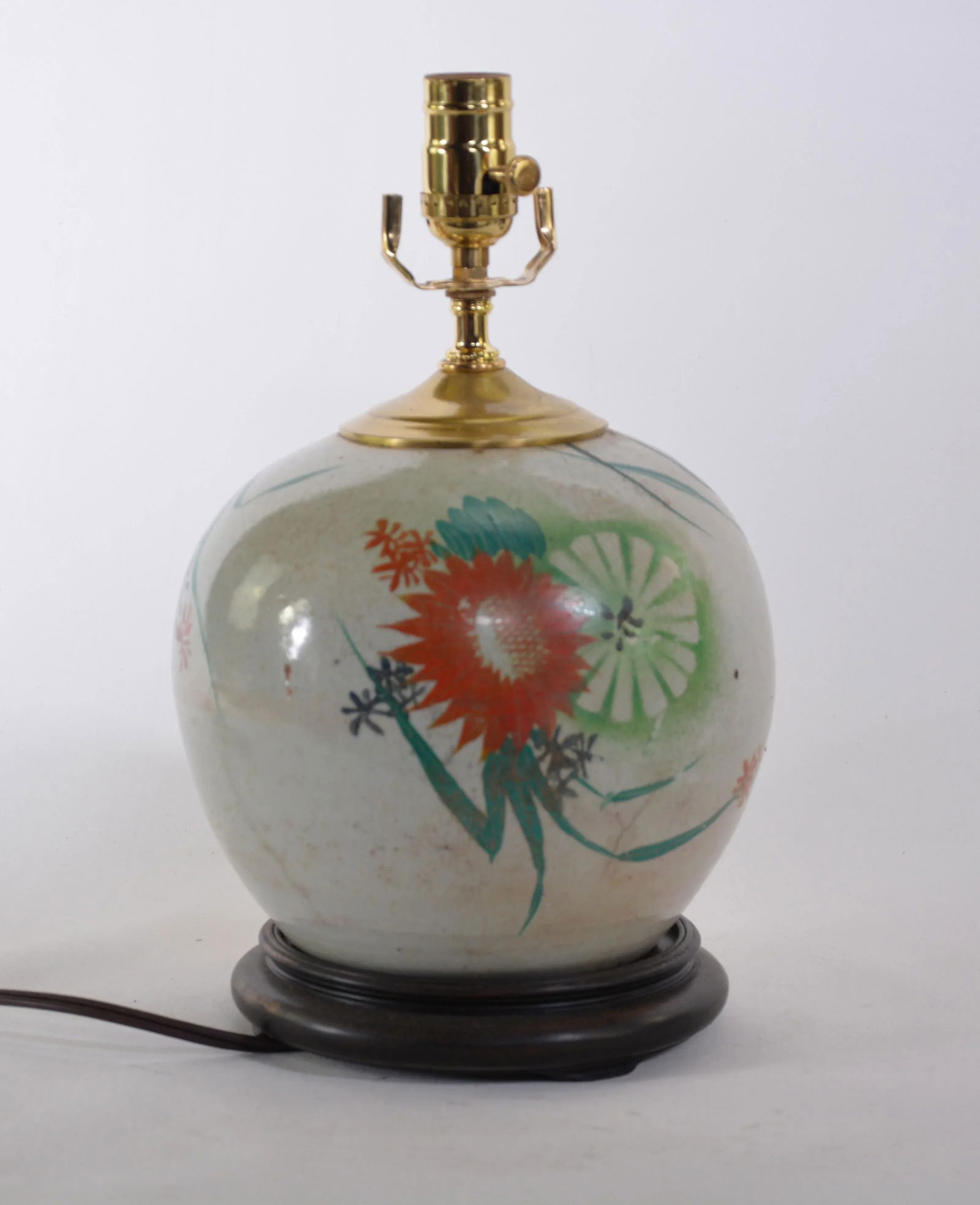 Early 20th Century Chinese Famille Rose Table Lamp - 2