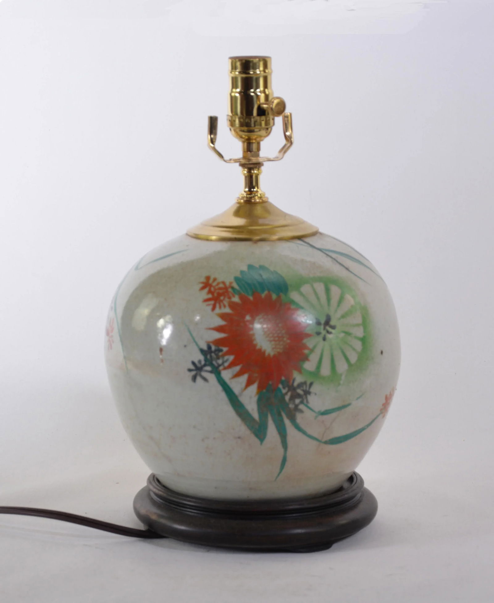 Early 20th Century Chinese Famille Rose Table Lamp - 6