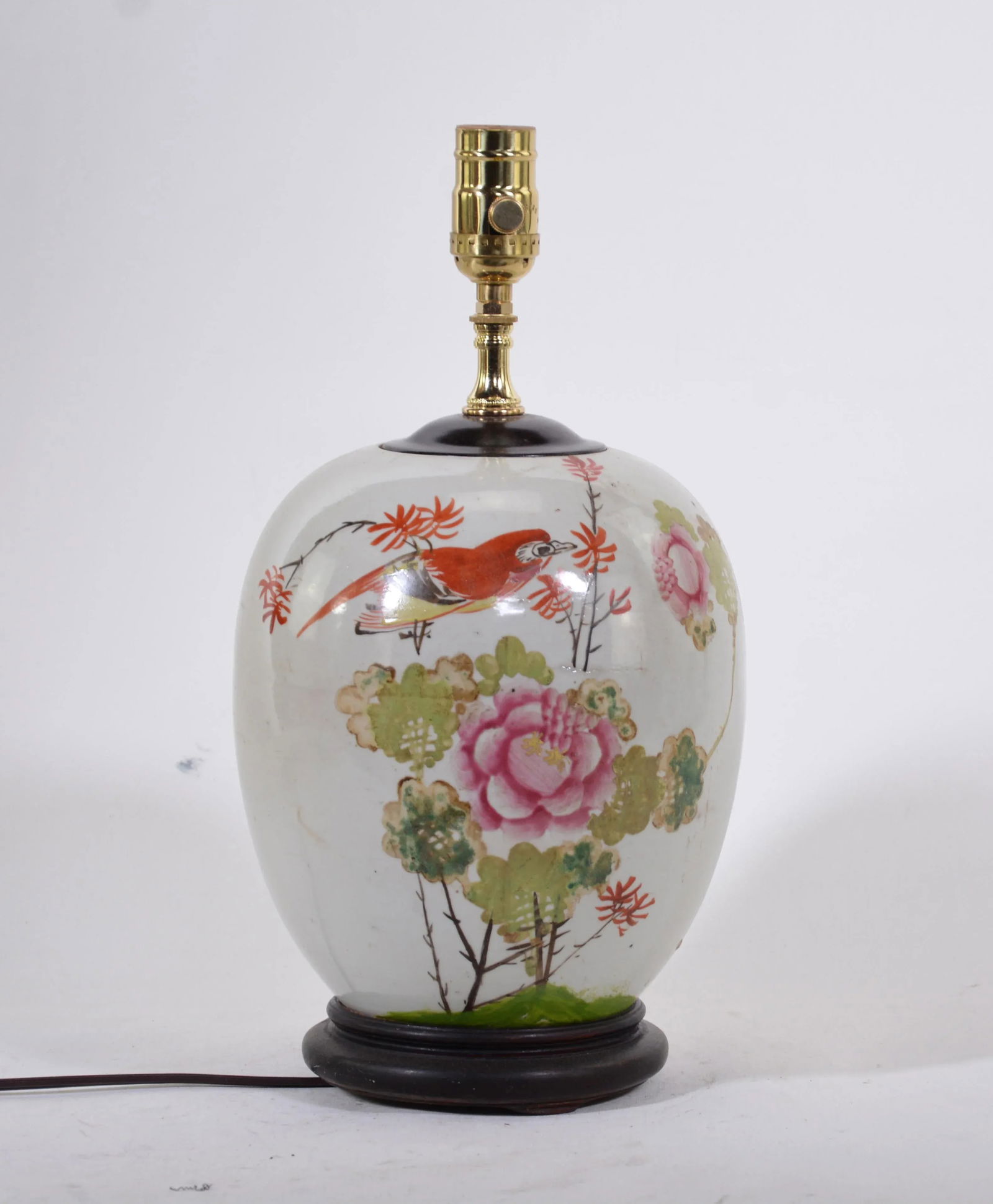 20th Century Chinese Famille Rose Jar Table Lamp With Bird and Peony - 7