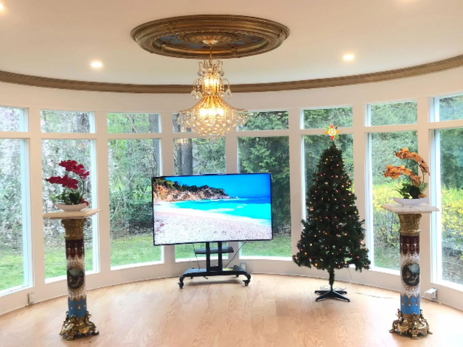 1980s French Louis XVI Gold Bronze Marble Pedestal Columns - Pair - 2