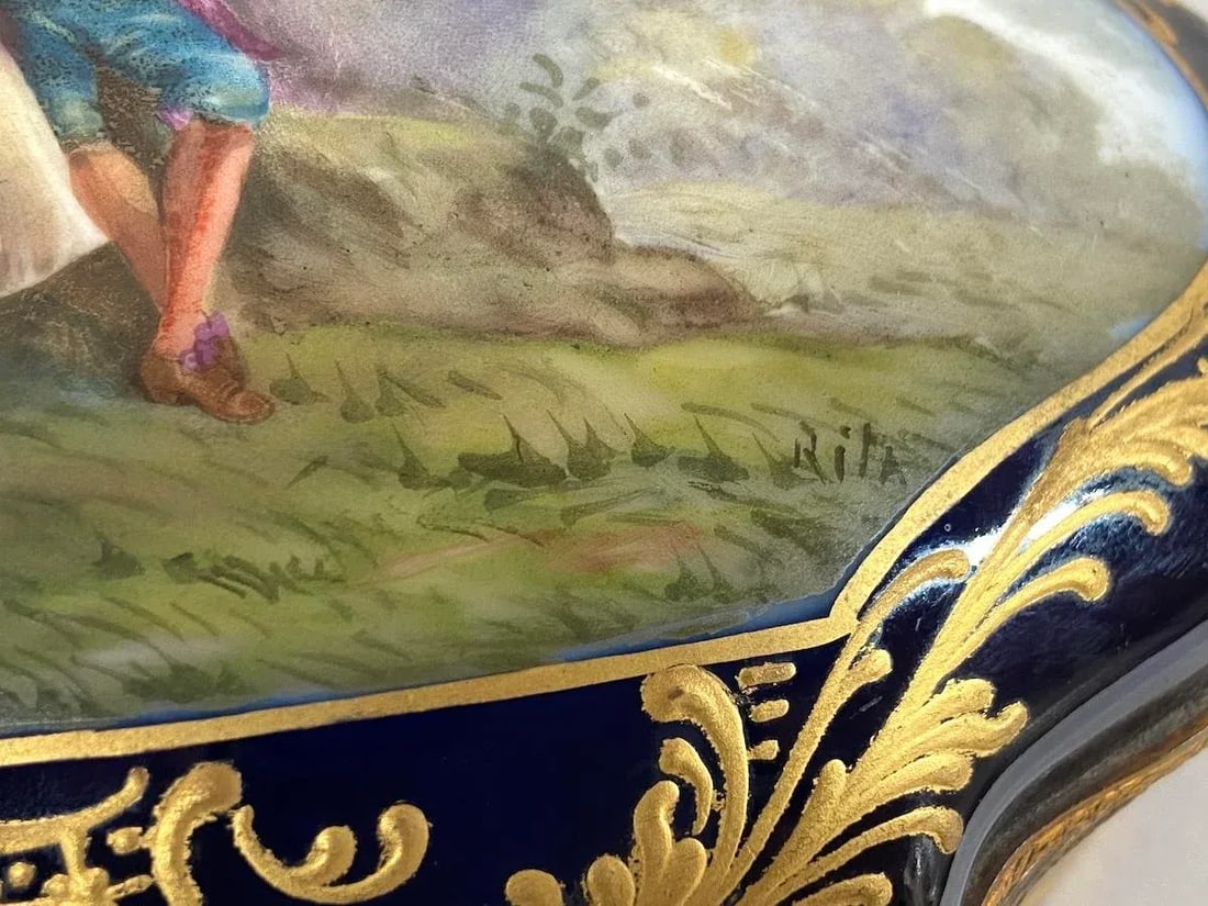 1880 French Sevres Blue Porcelain Gold Gilt Romantic Box - 15