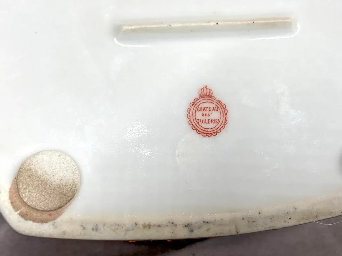 1880 French Sevres Blue Porcelain Gold Gilt Romantic Box - 5