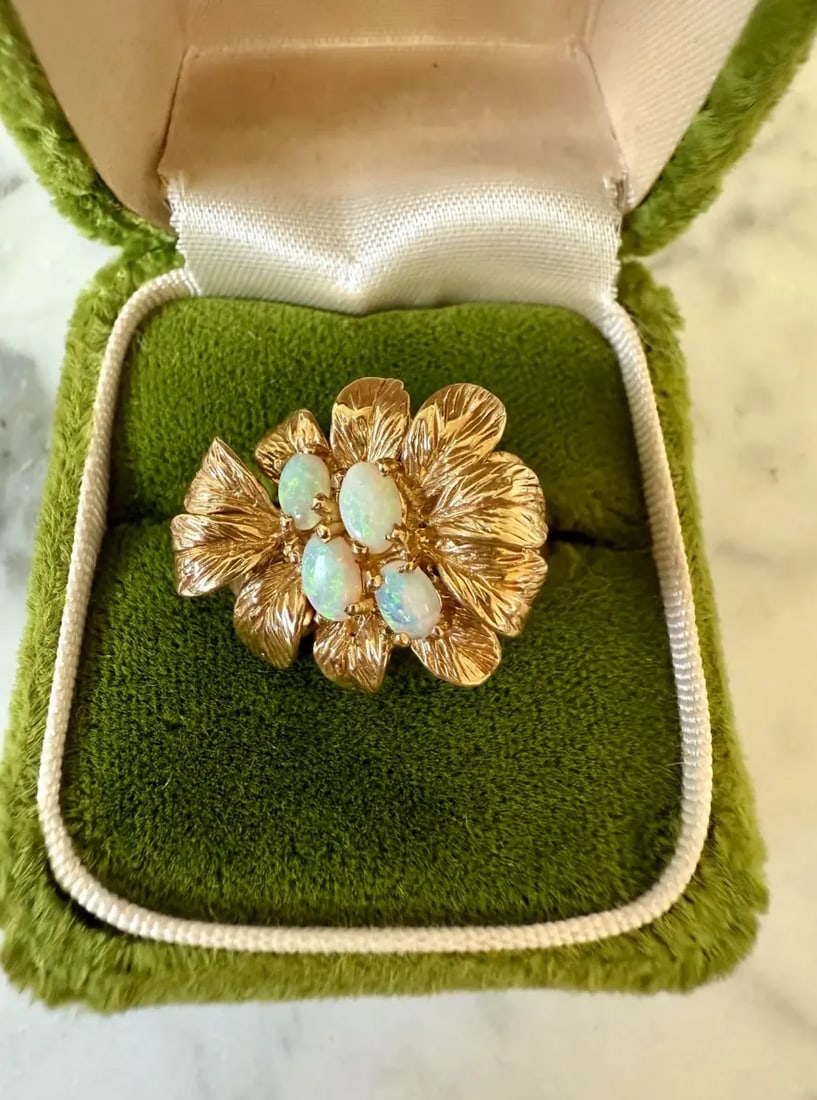 Vintage 1950s 18 Karat Gold Panetta Cocktail Ring Over Sterling Silver - Leaf Motif With Opals - 2