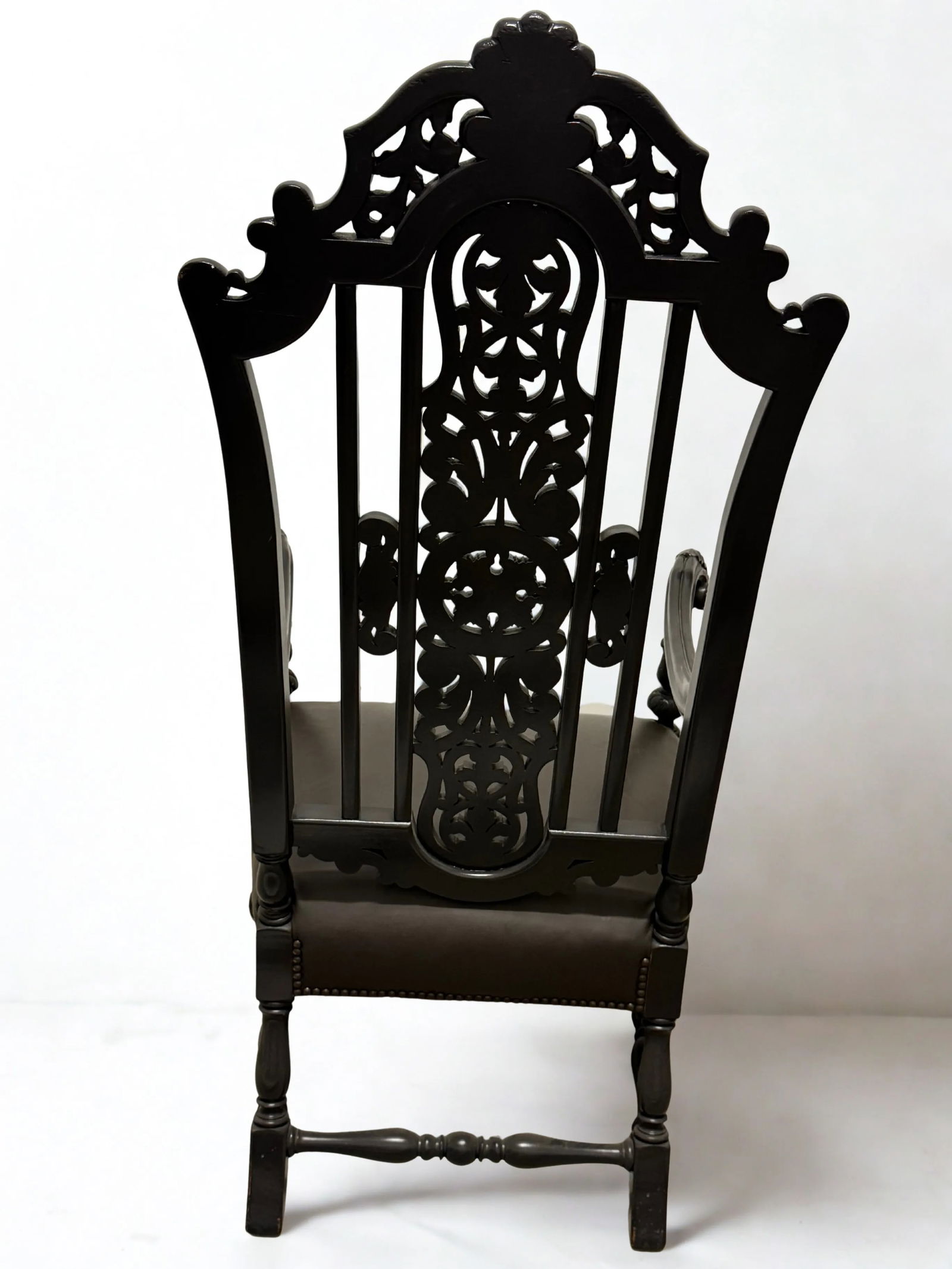 Late 19th Century Ornately Carved Renaissance Revival Accent Chair, Throne Style - 5