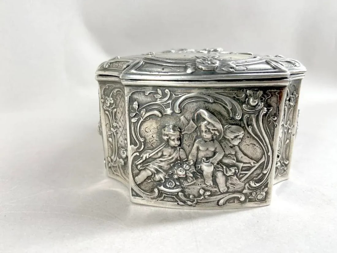 Late 19th C German Rococo Silver Repousse Trinket Box - 6