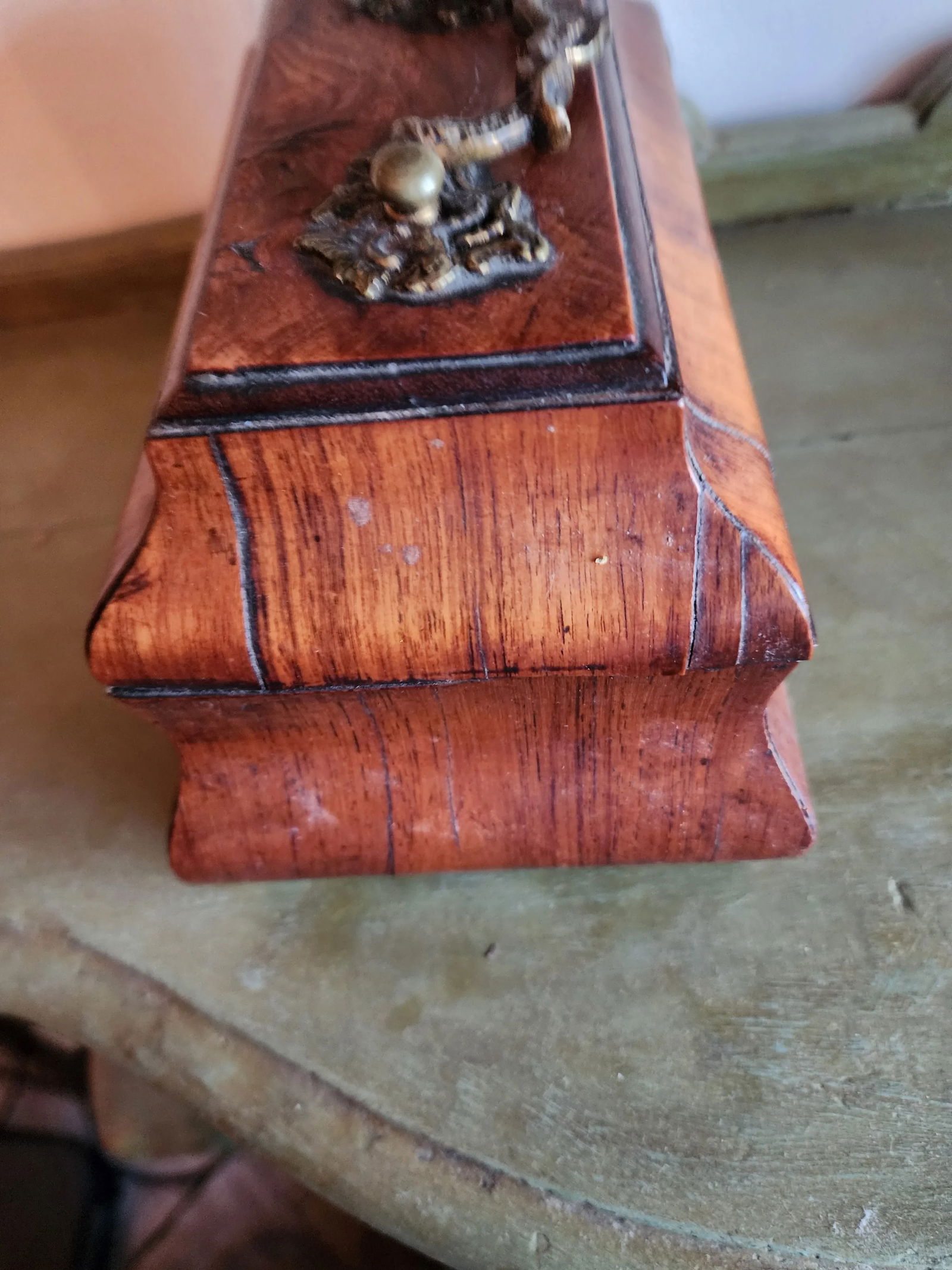 18th Century Dutch Tea Caddy - 10