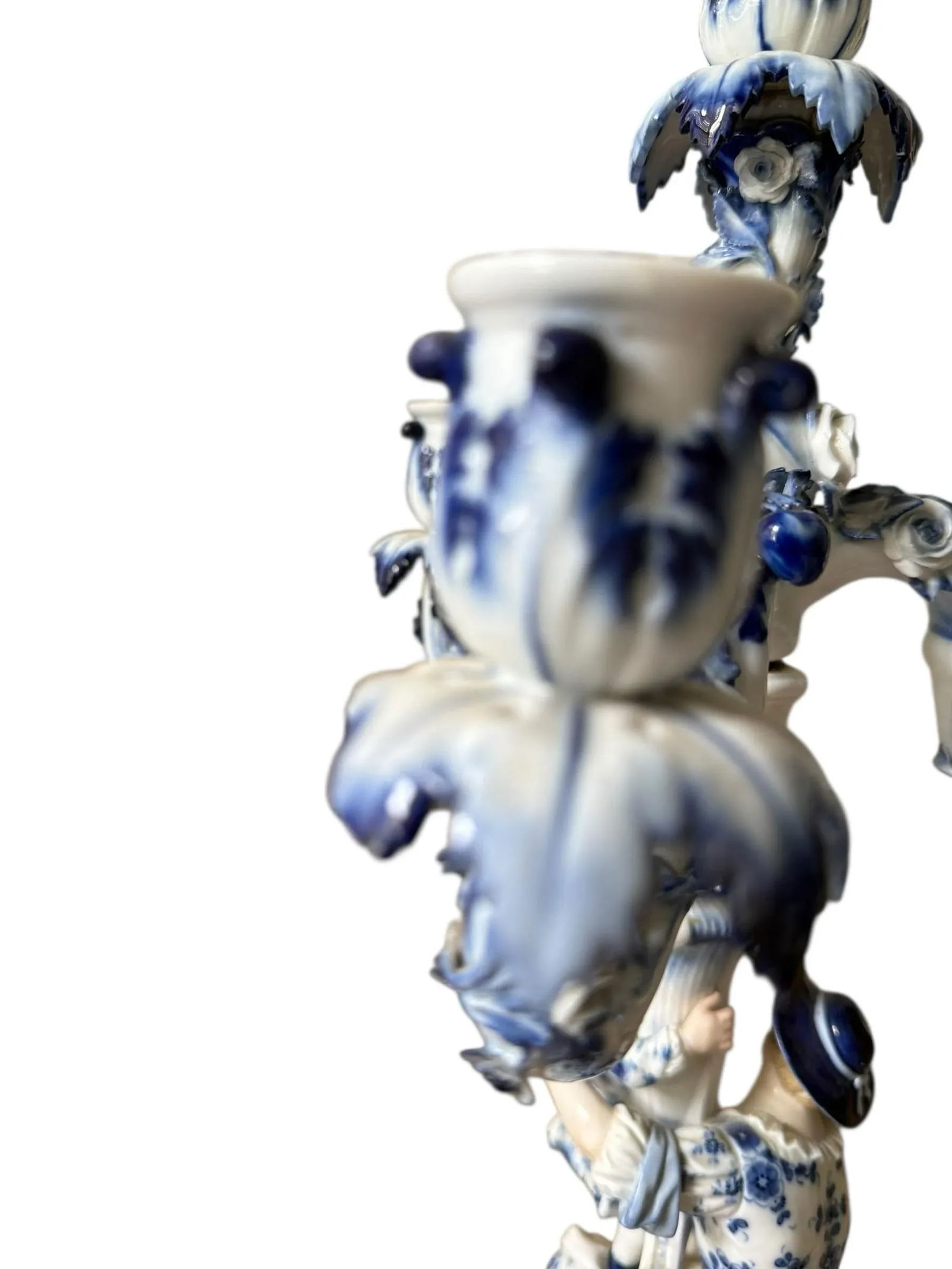 A Pair of Vintage Large Meissen Porcelain Blue Onion Figural Man and Woman With Children. - 10