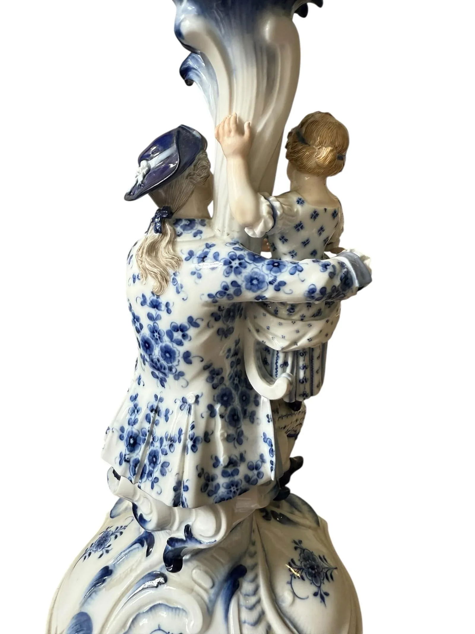 A Pair of Vintage Large Meissen Porcelain Blue Onion Figural Man and Woman With Children. - 12