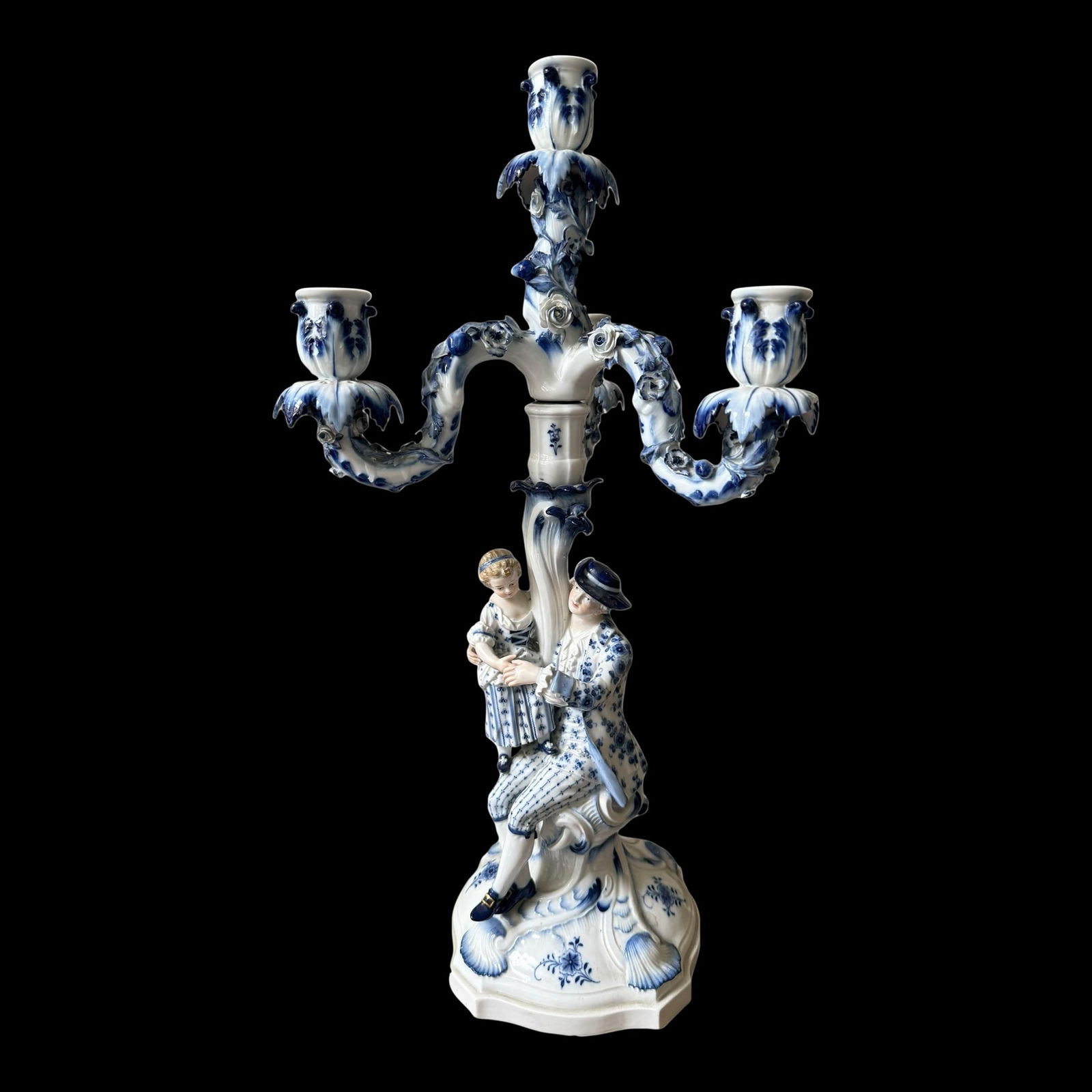 A Pair of Vintage Large Meissen Porcelain Blue Onion Figural Man and Woman With Children. - 2