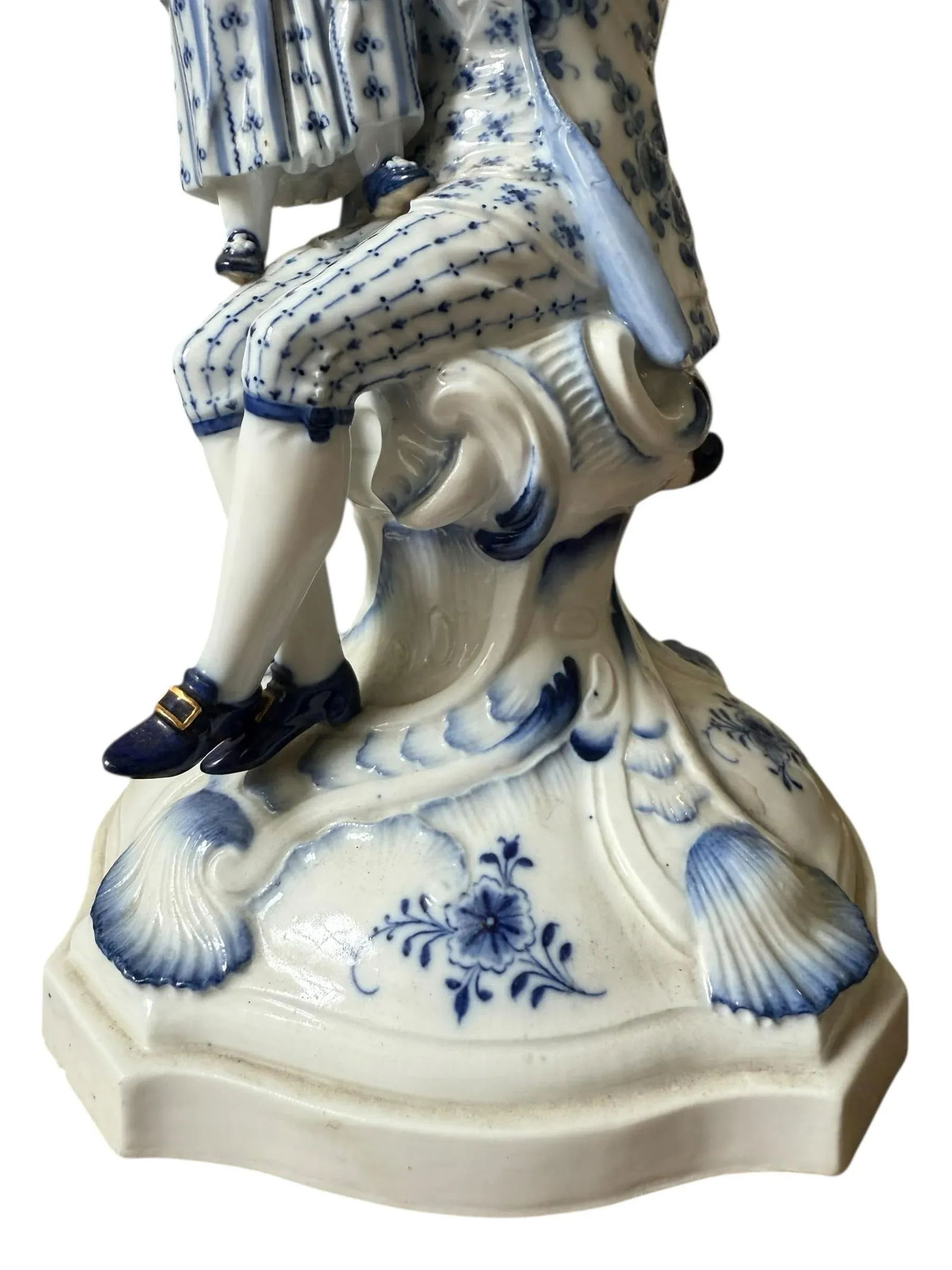 A Pair of Vintage Large Meissen Porcelain Blue Onion Figural Man and Woman With Children. - 7