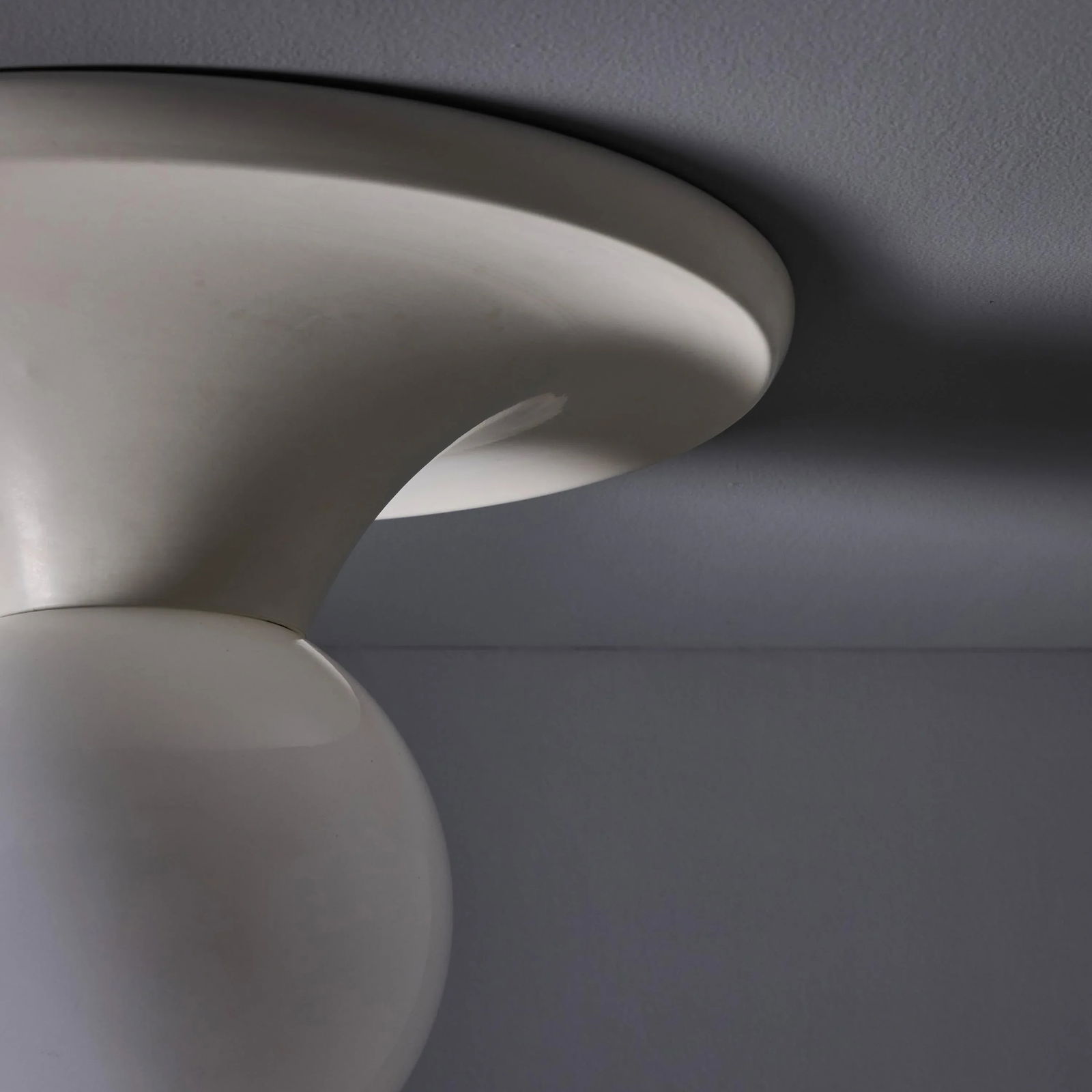 1960s Flos Achille & Pier Giacomo Castiglioni White 'Light Ball' Ceiling Lamp - 3