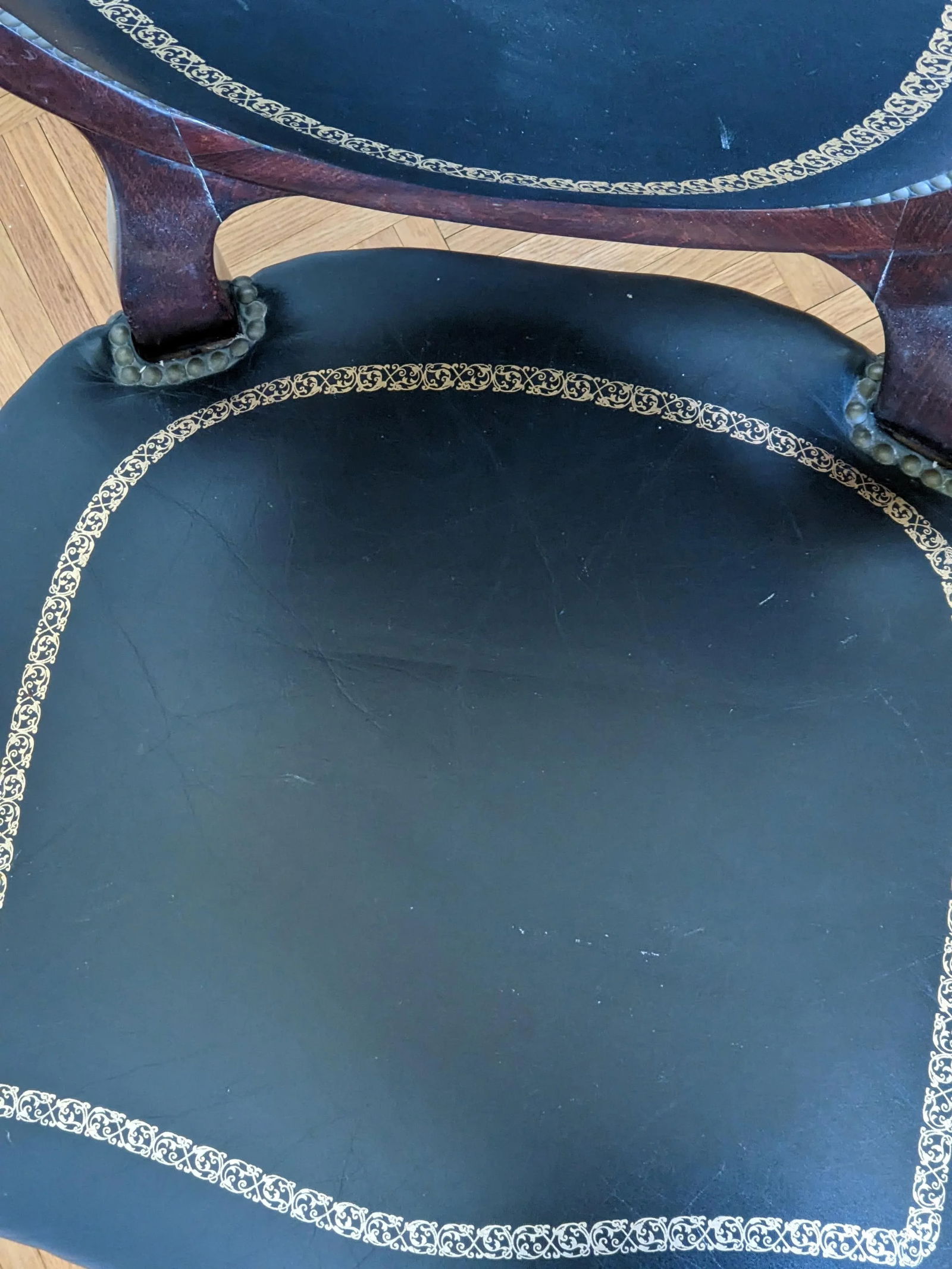 Heart Shape Late 18th Century Beautiful Wood, Brass, Leather Chair - 9