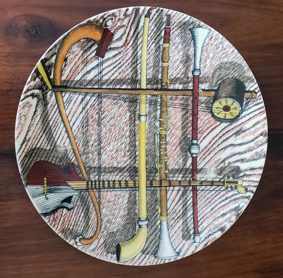 Piero Fornasetti Ceramic Plates Decorated With the Orchestra Pattern. (15 Plates) - 6