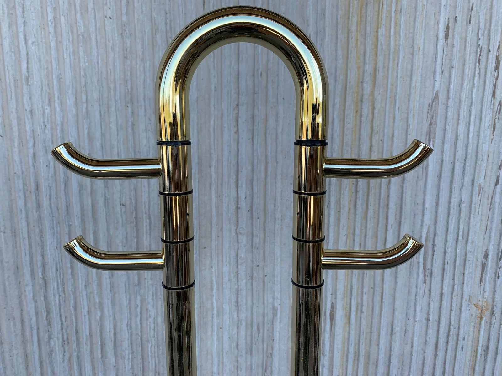 Mid Century Modern Italian Brass Coat Stand With Round Base, Italy, 1970s - 2