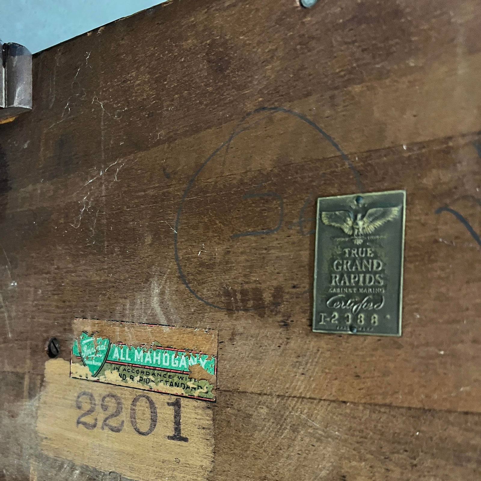 Vintage Grand Rapids Mahogany French Country Magazine Rack - 6