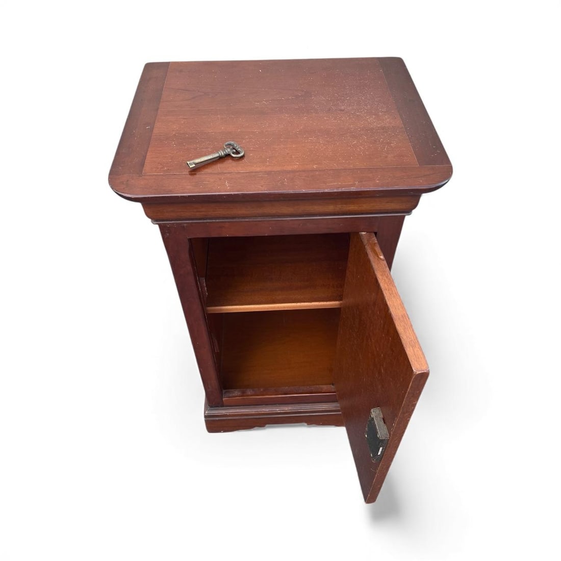 1940s Pair of French Empire Style Bench Made Mahogany Side Cabinets With Hidden Top Drawer. Made in - 4