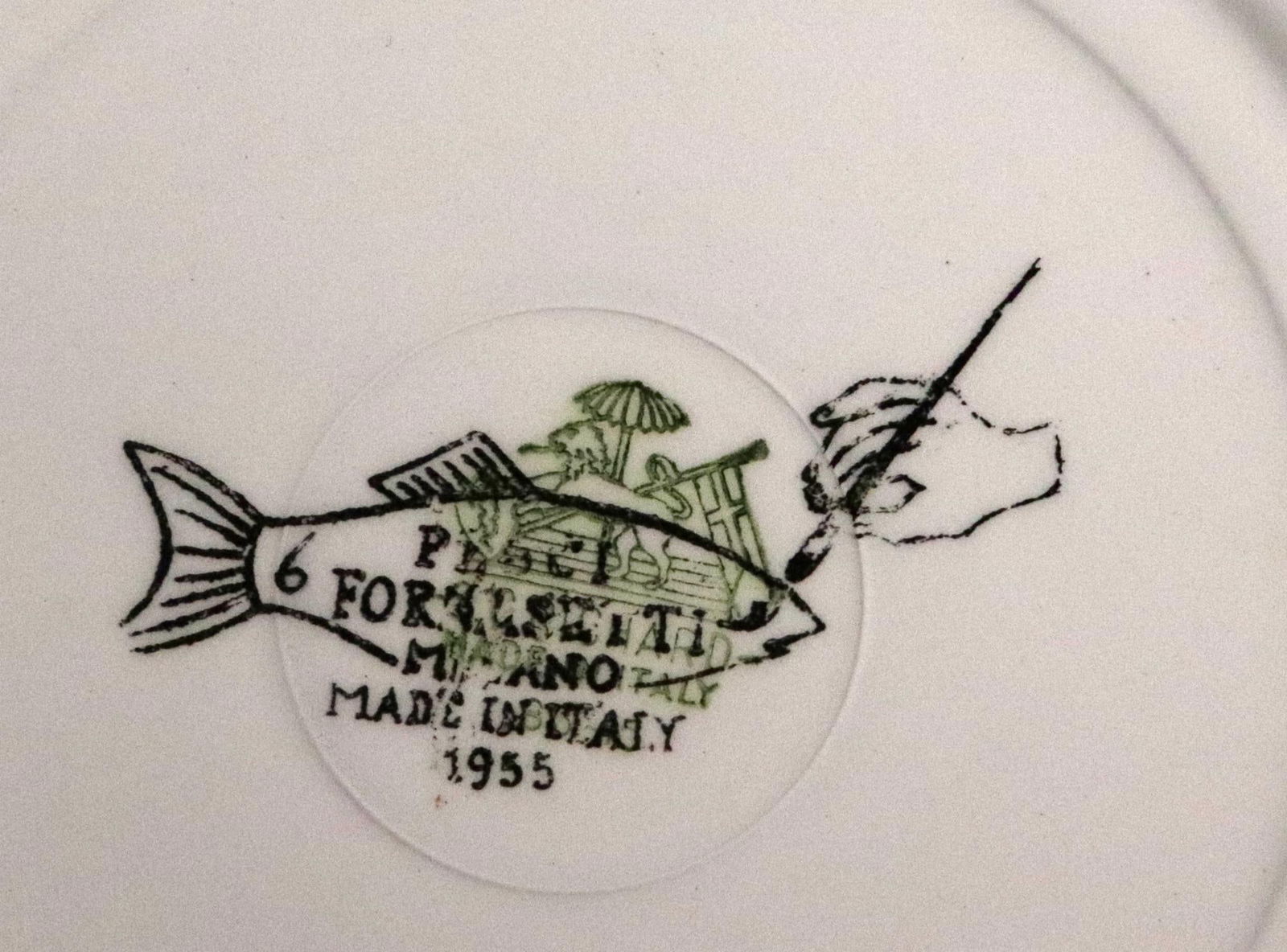 A Sea of Imagination: Piero Fornasetti's Iconic Pesci Plates - 7
