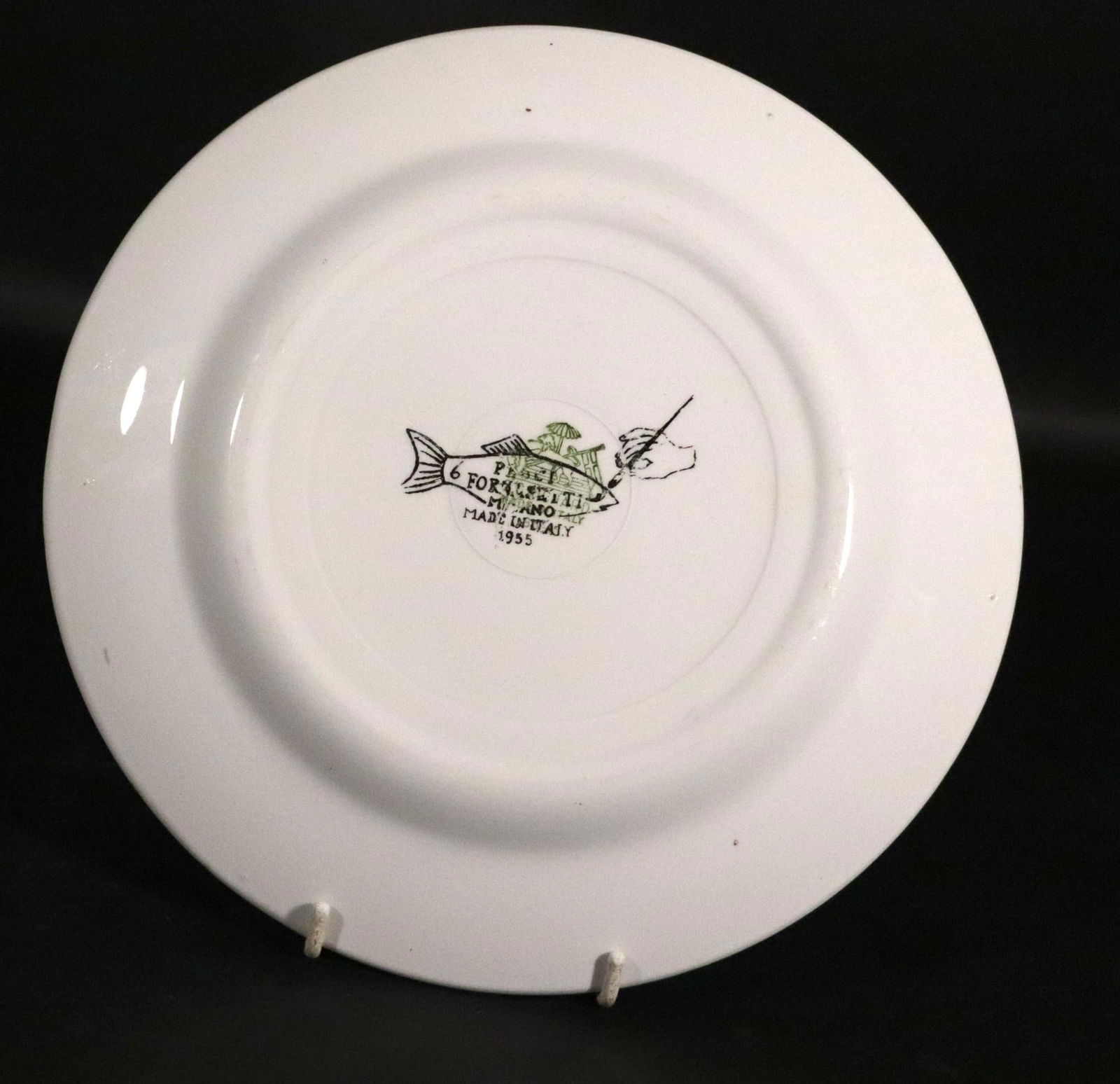A Sea of Imagination: Piero Fornasetti's Iconic Pesci Plates - 8