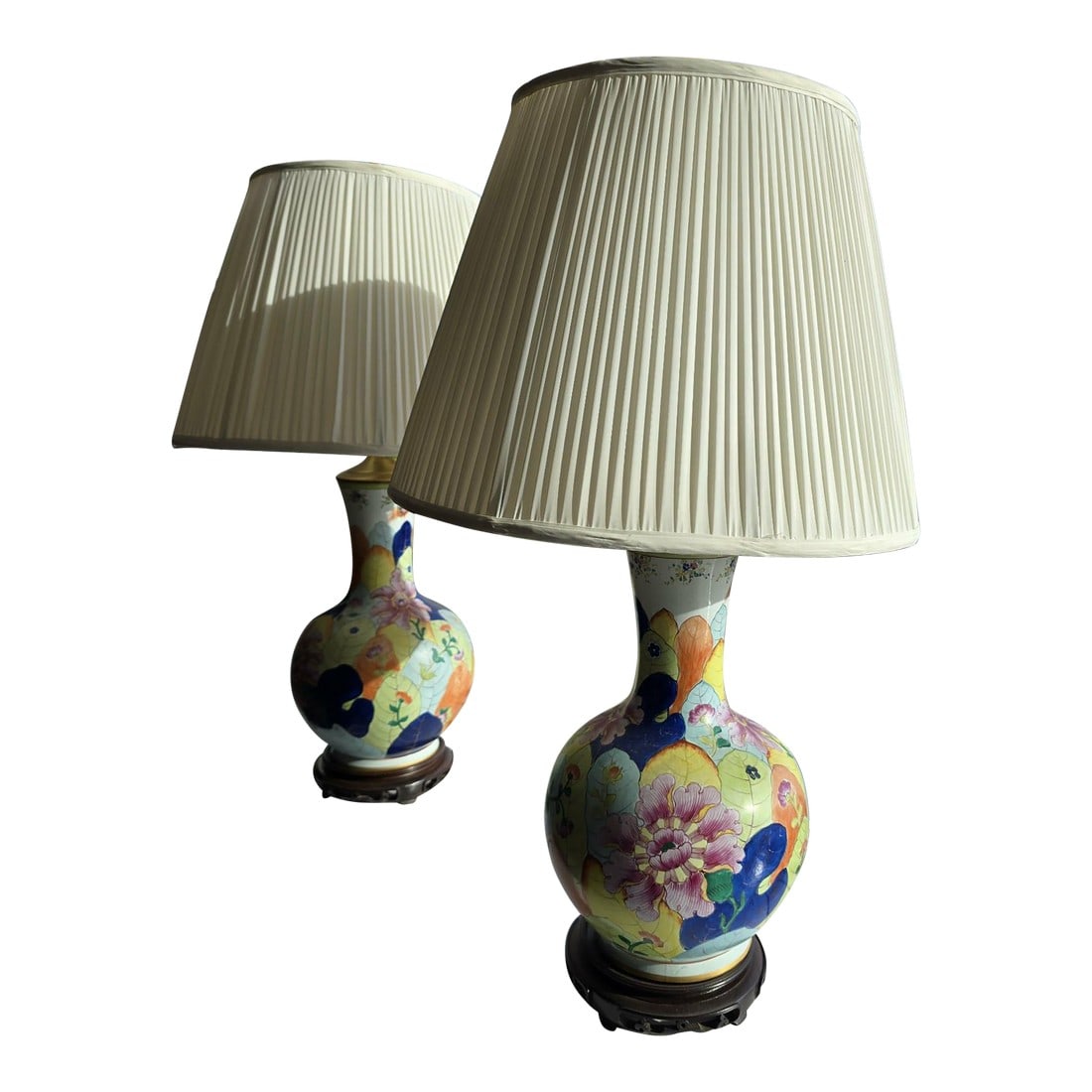 Vintage Chinese Export Tobacco Leaf Porcelain Table Lamps - Pair 31"h (1 of 8)